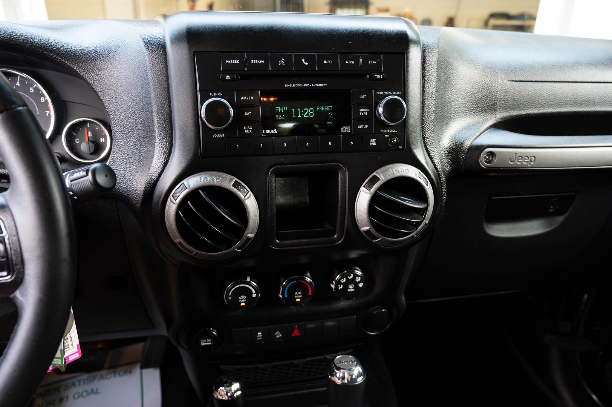 Jeep Wrangler Sport 4WD 2017