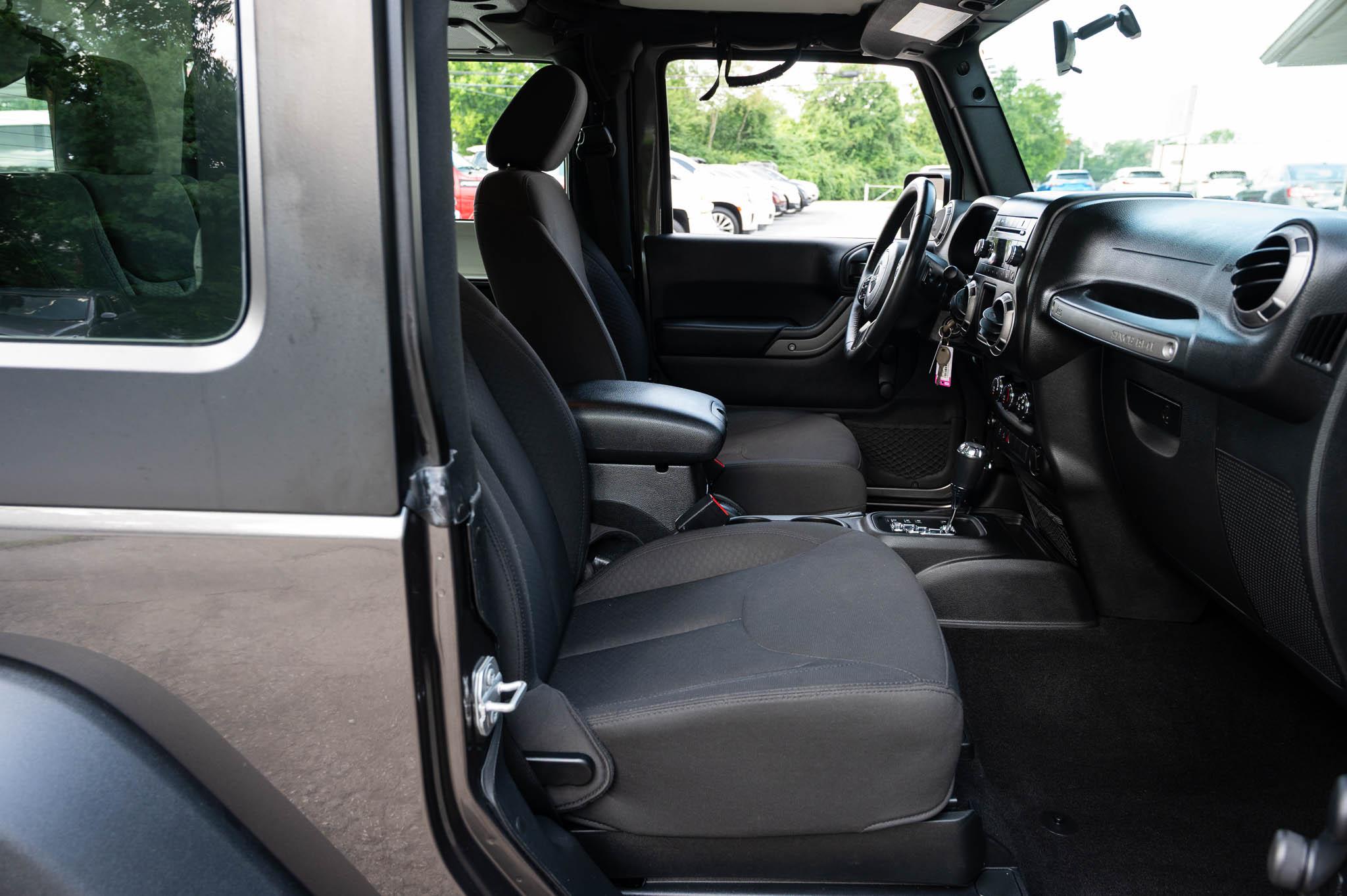 Jeep Wrangler Sport 4WD 2017
