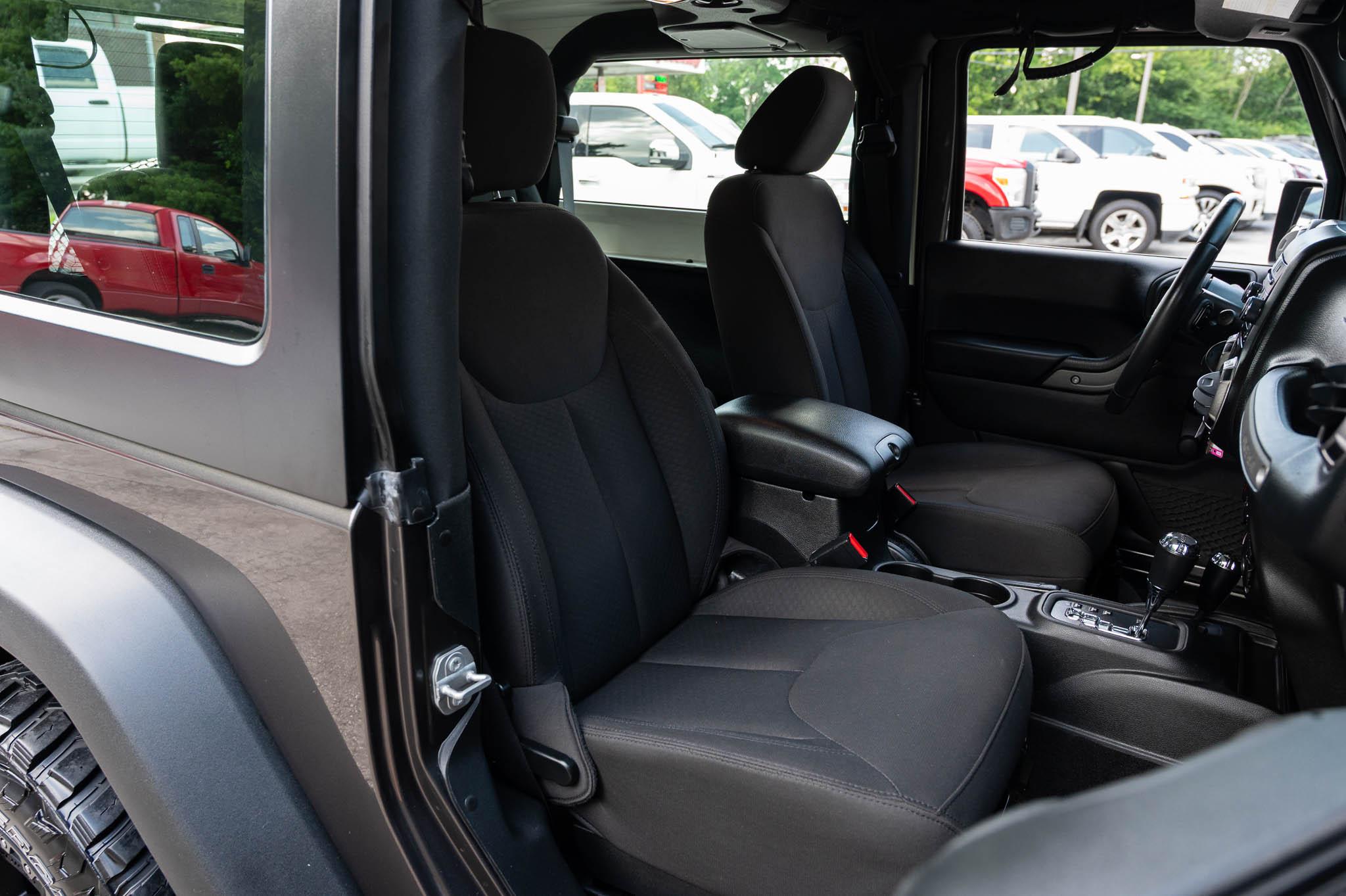 Jeep Wrangler Sport 4WD 2017