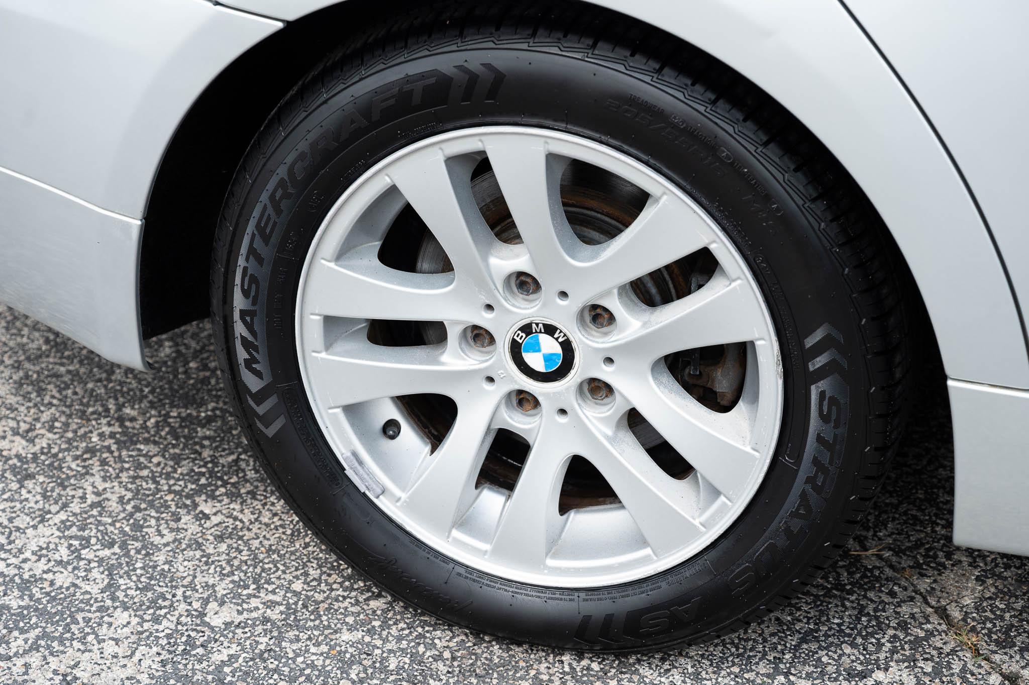 BMW 3-Series 325xi Sedan 2006
