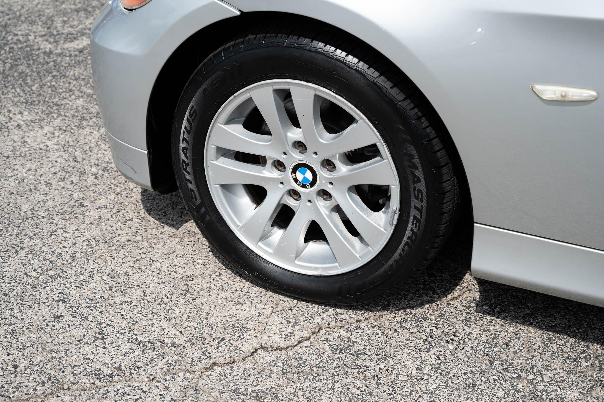 BMW 3-Series 325xi Sedan 2006