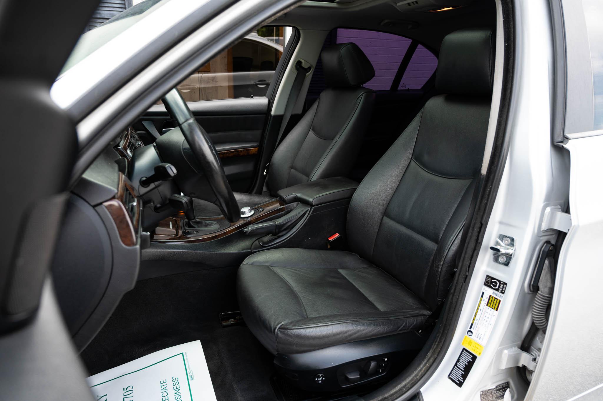 BMW 3-Series 325xi Sedan 2006