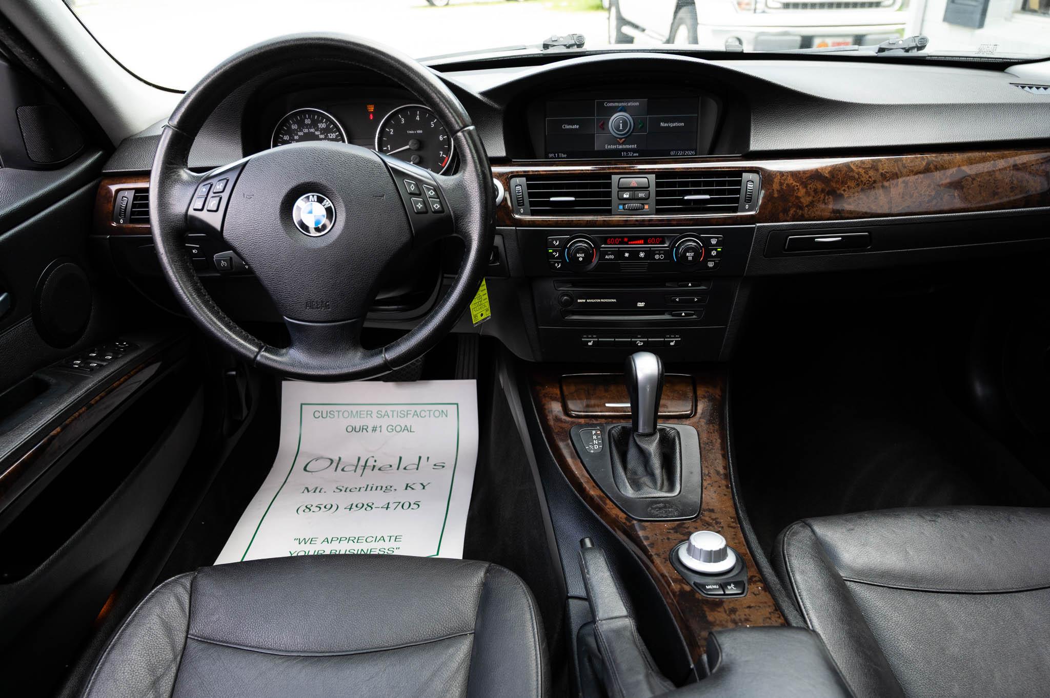 BMW 3-Series 325xi Sedan 2006