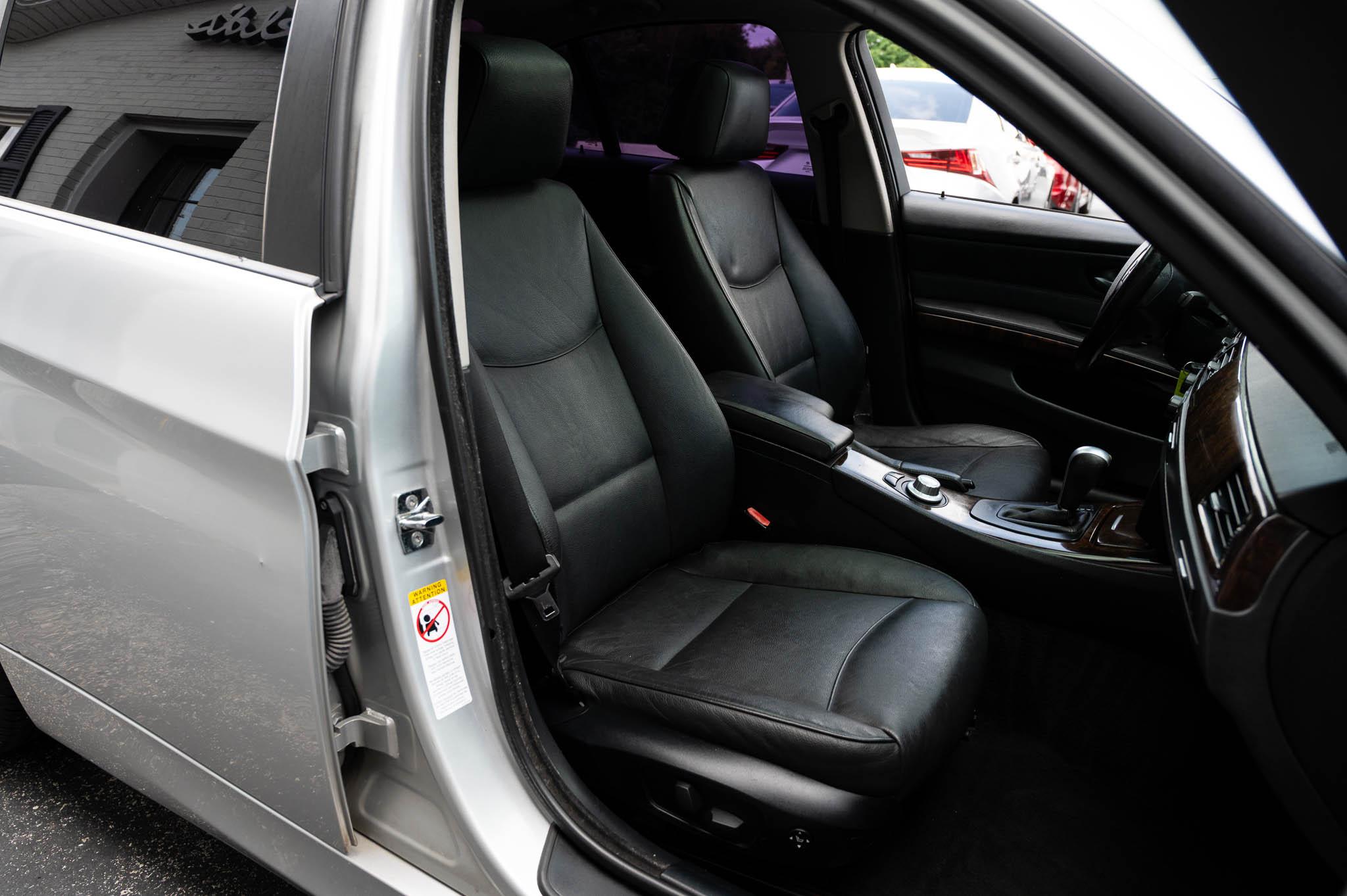 BMW 3-Series 325xi Sedan 2006