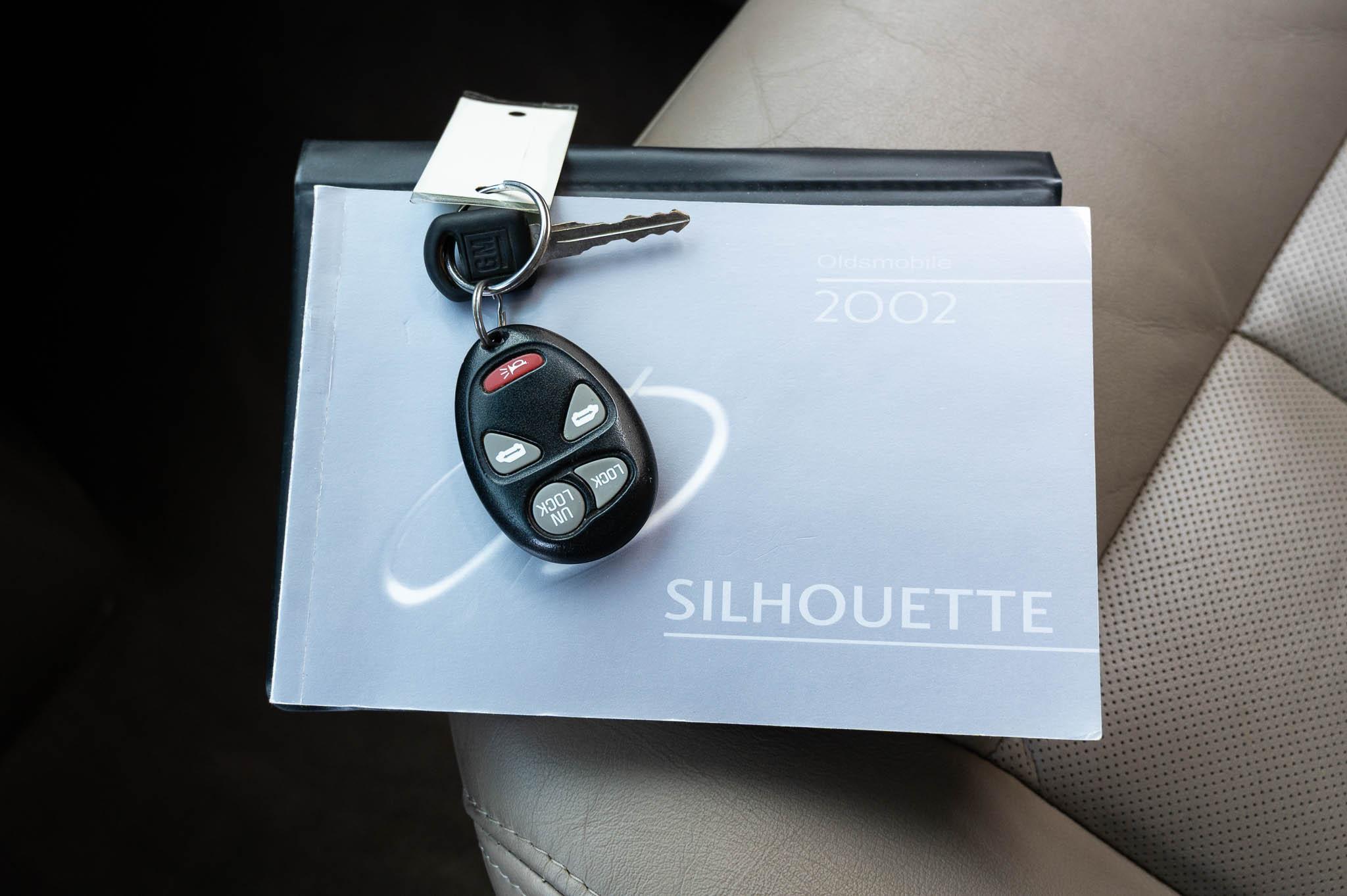 Oldsmobile Silhouette GL 2002