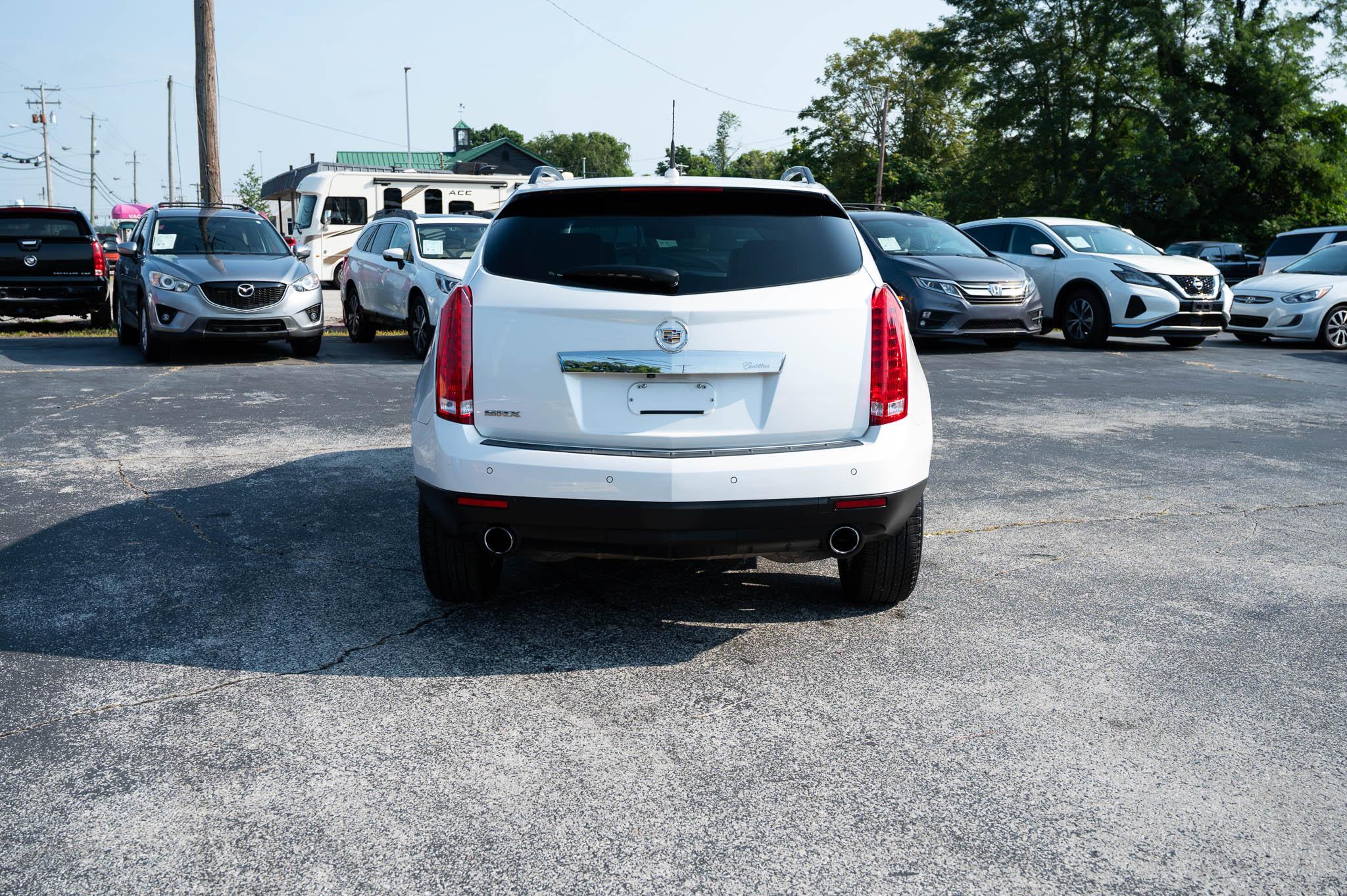 Cadillac SRX Luxury Collection 2011