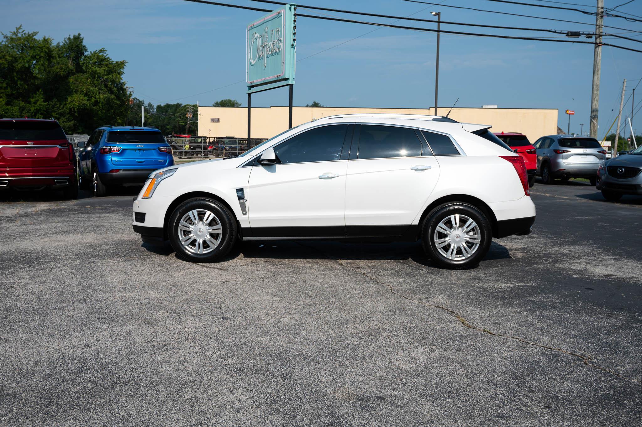 Cadillac SRX Luxury Collection 2011