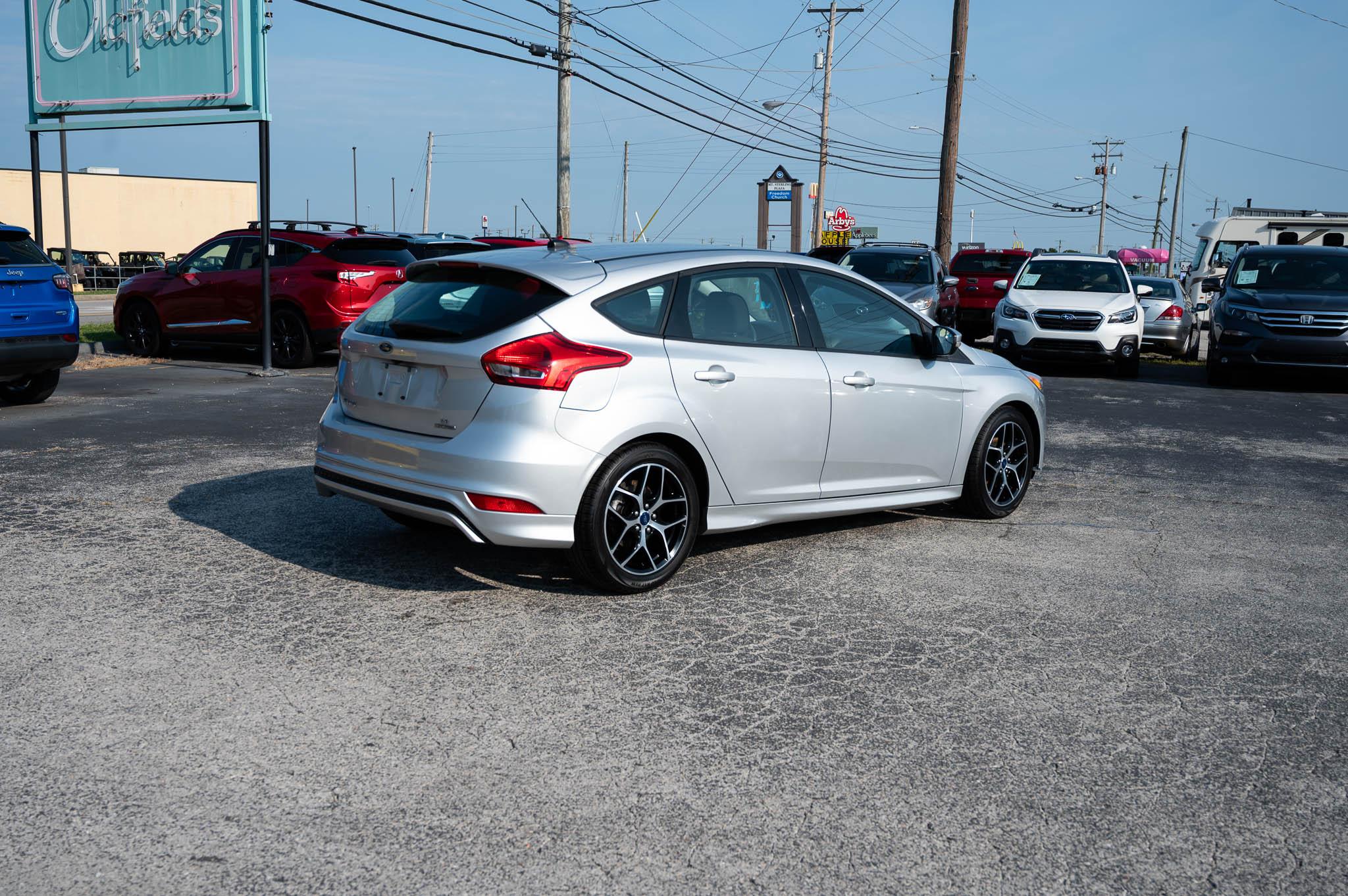 Ford Focus SE Hatch 2016