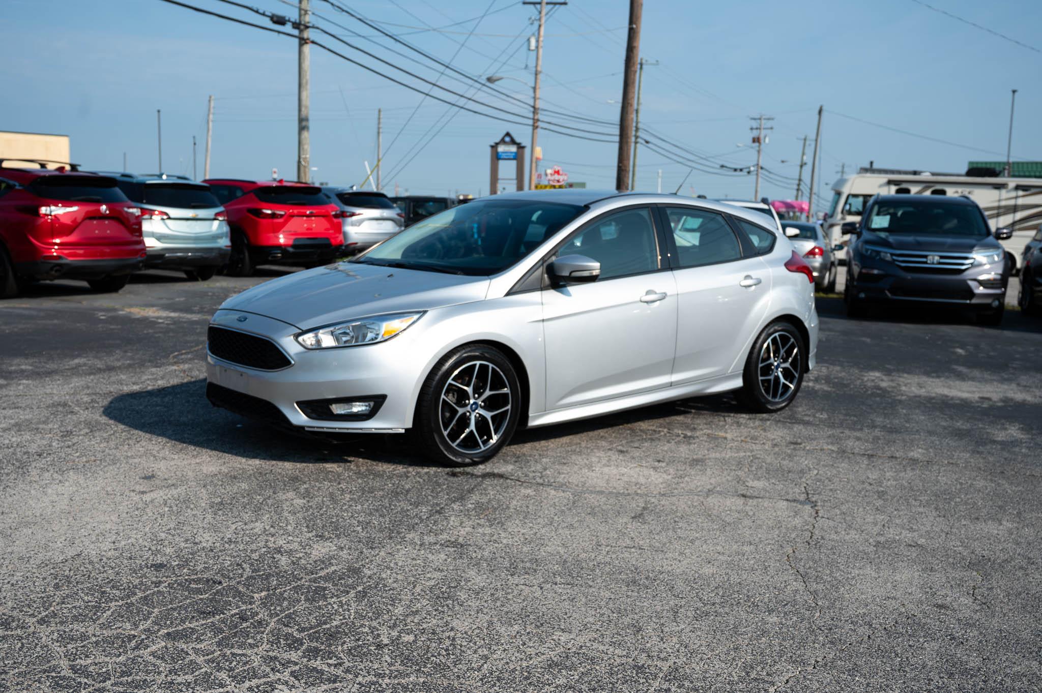 Ford Focus SE Hatch 2016