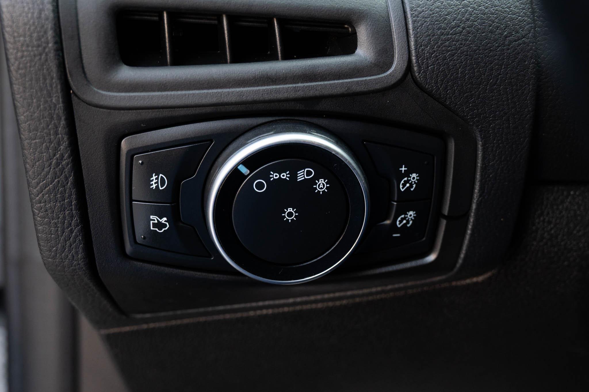 Ford Focus SE Hatch 2016