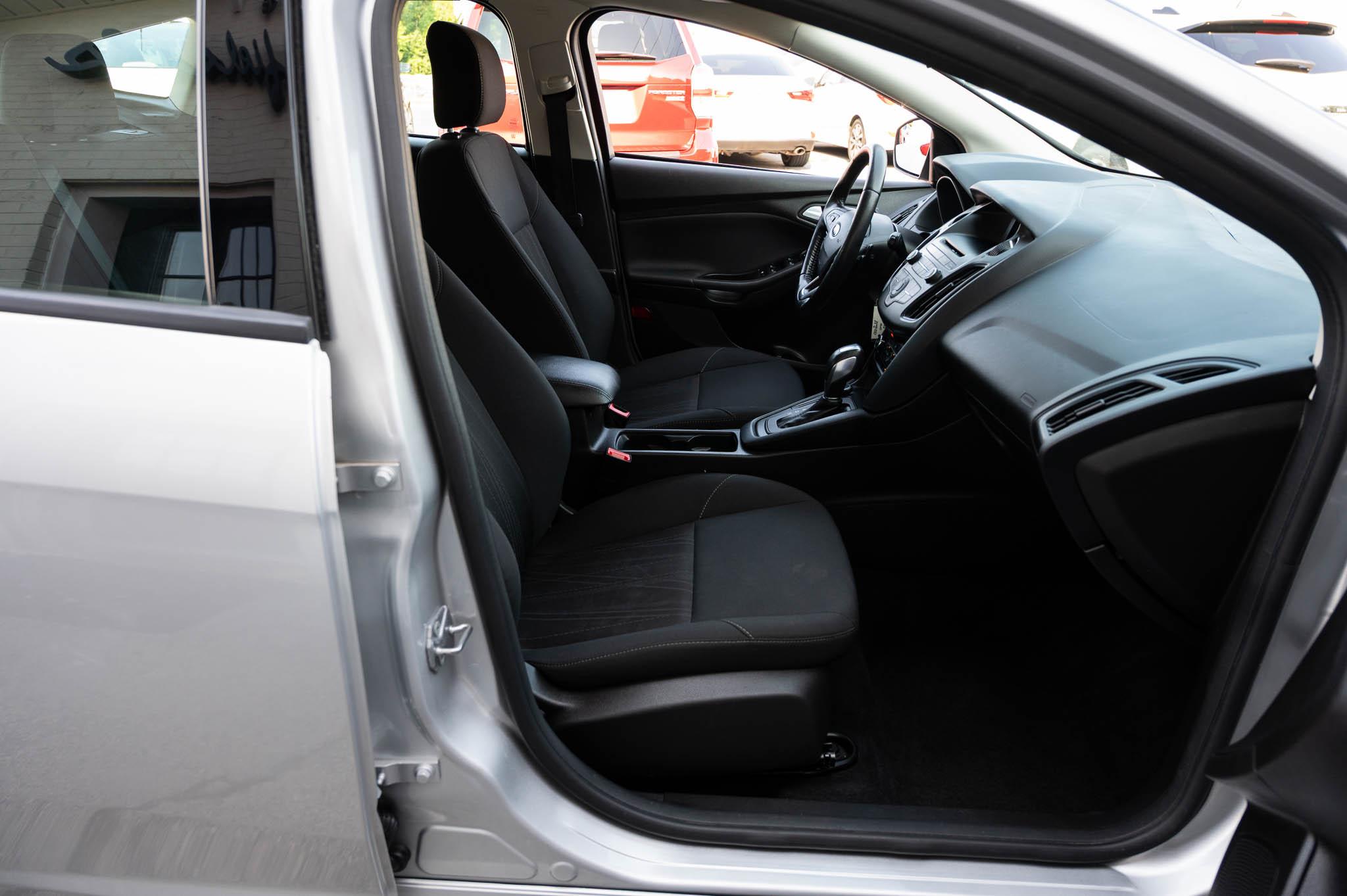 Ford Focus SE Hatch 2016