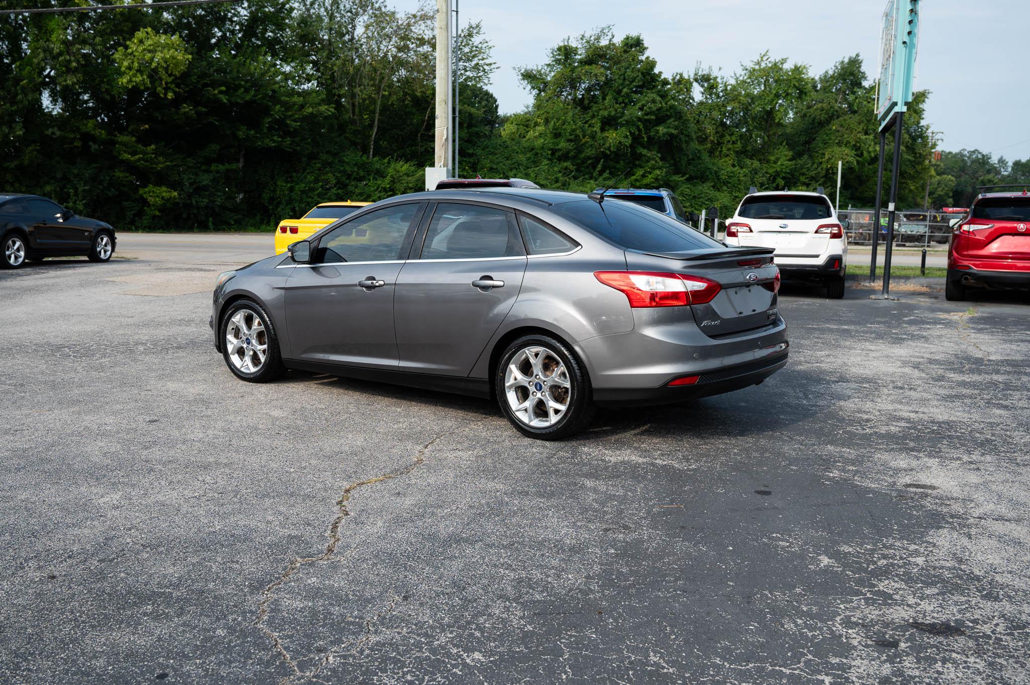 Ford Focus Titanium Sedan 2014