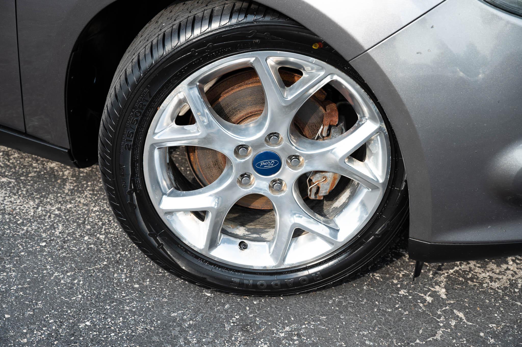 Ford Focus Titanium Sedan 2014