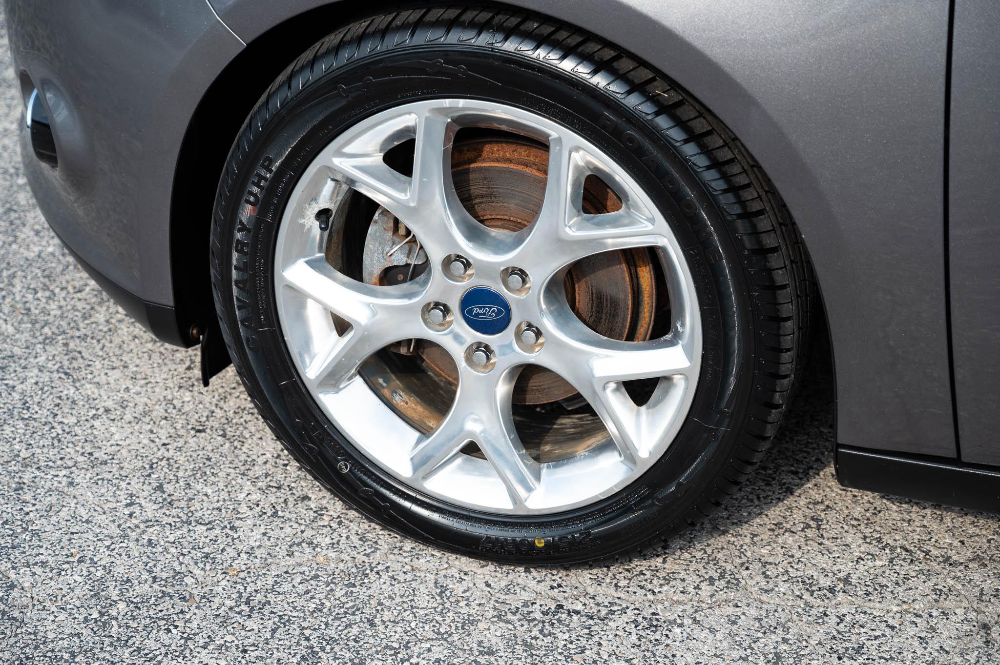 Ford Focus Titanium Sedan 2014