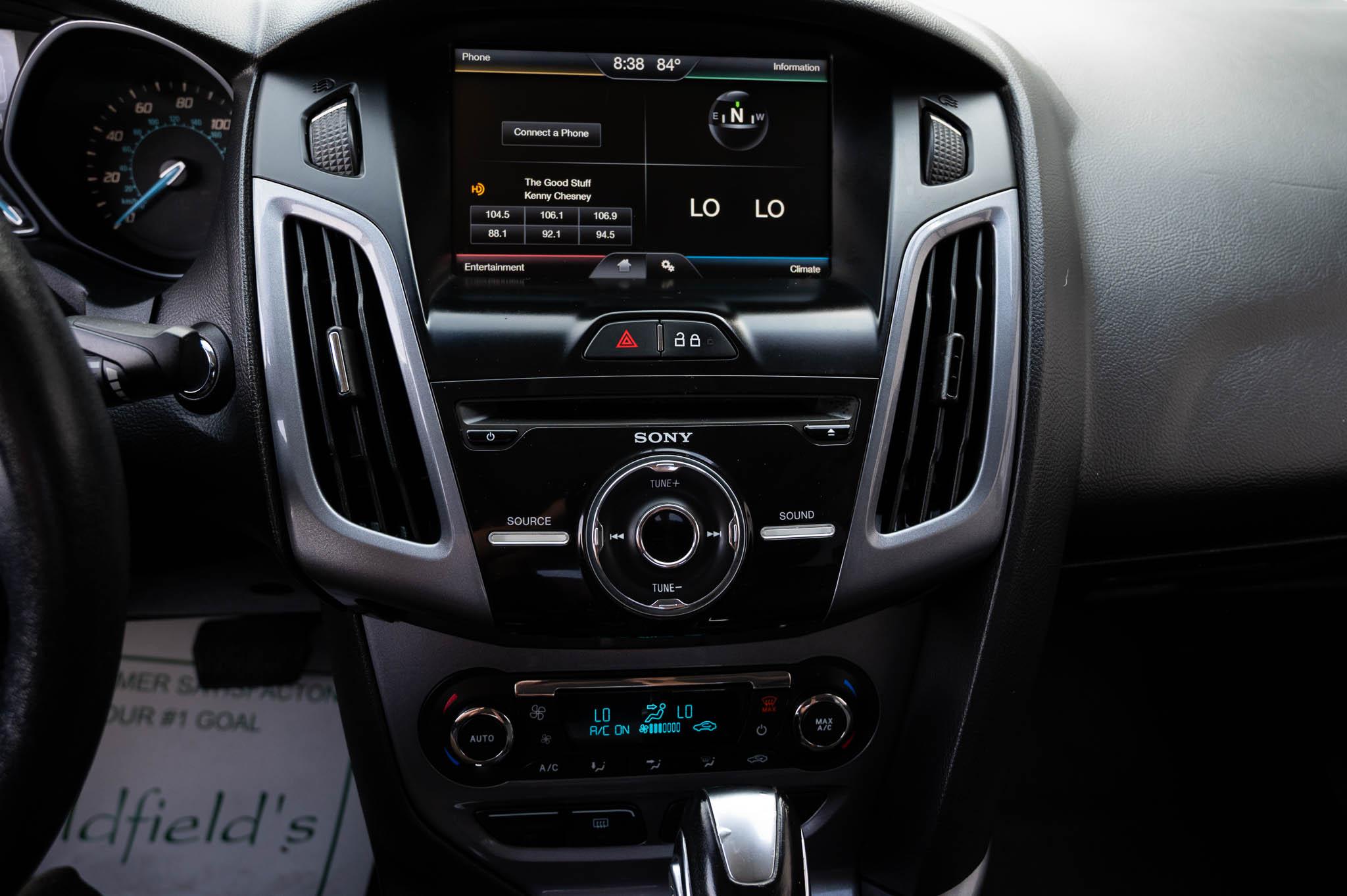Ford Focus Titanium Sedan 2014