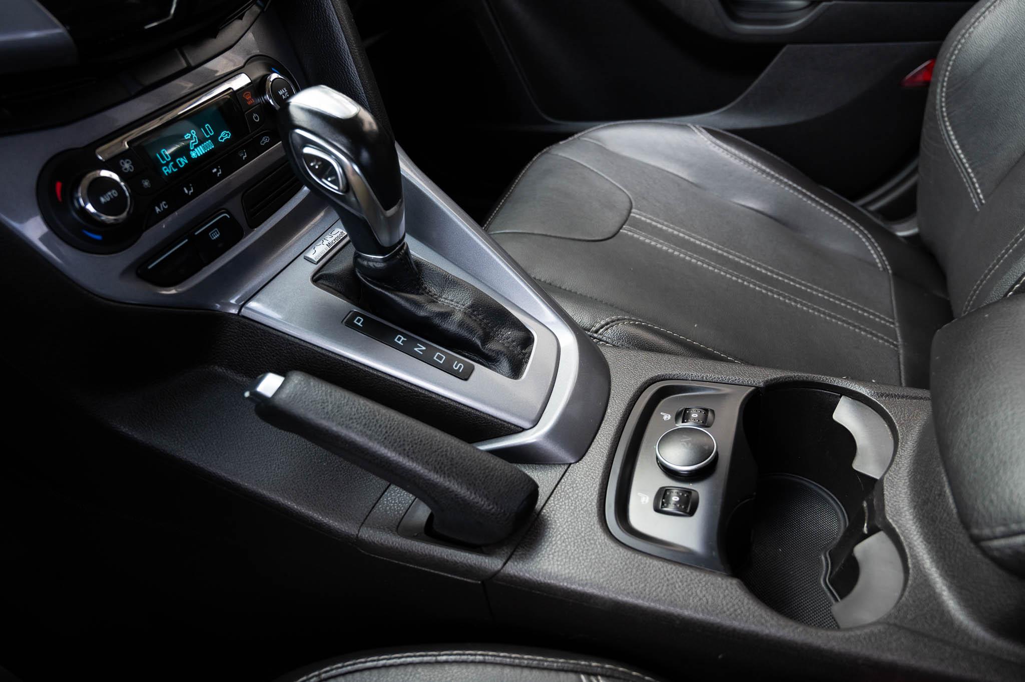 Ford Focus Titanium Sedan 2014