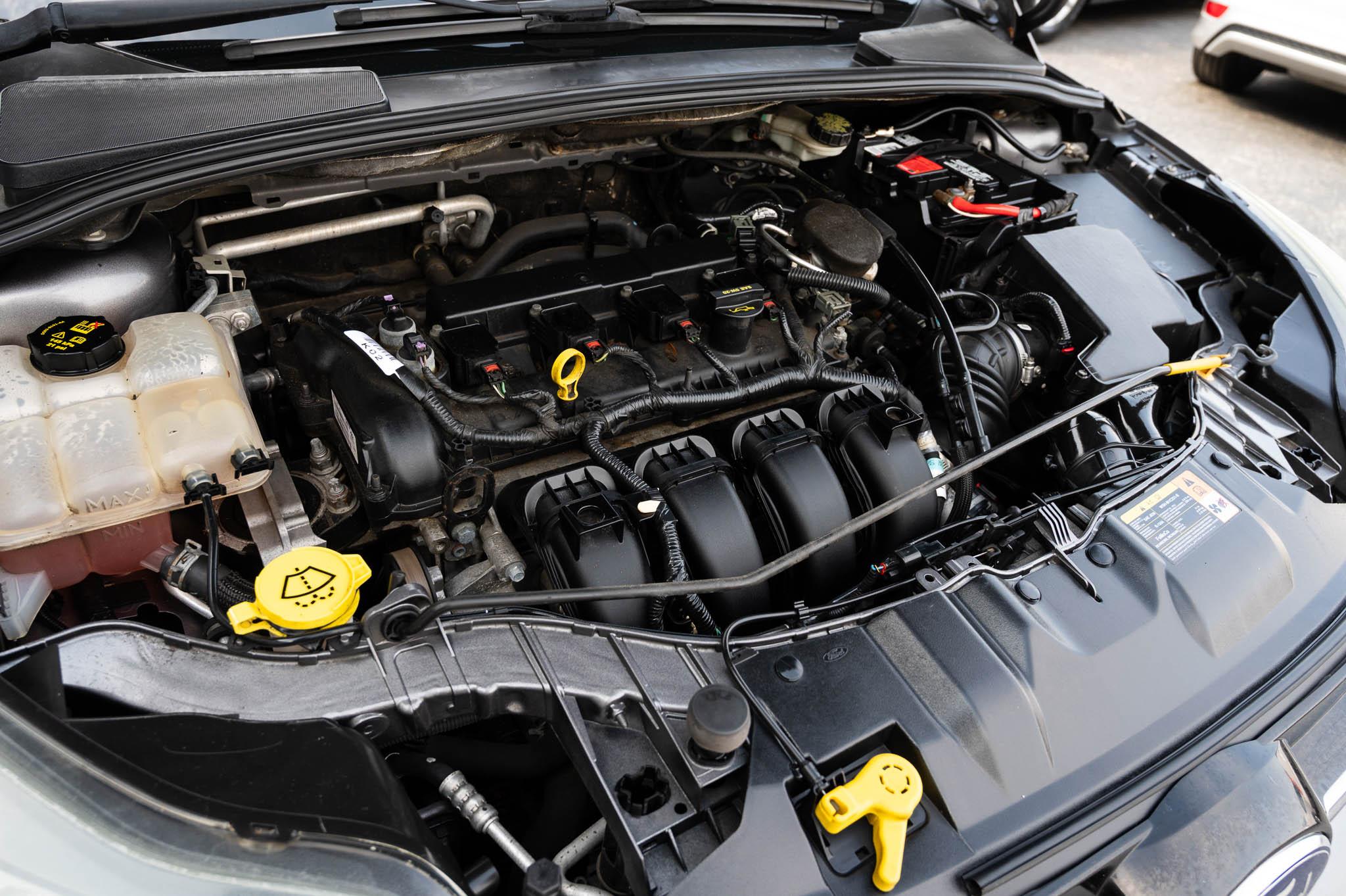 Ford Focus Titanium Sedan 2014