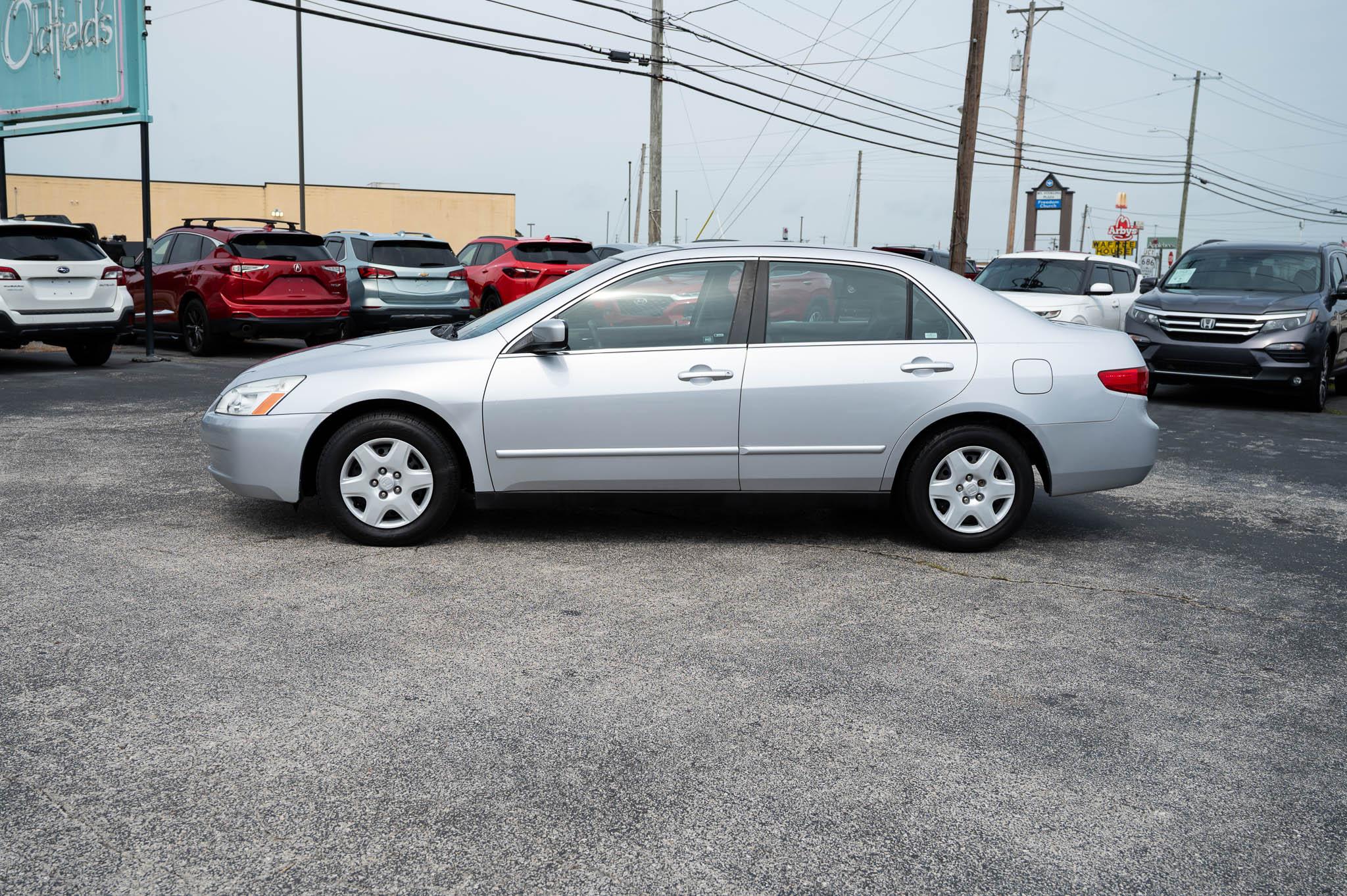 Honda Accord LX sedan AT 2005