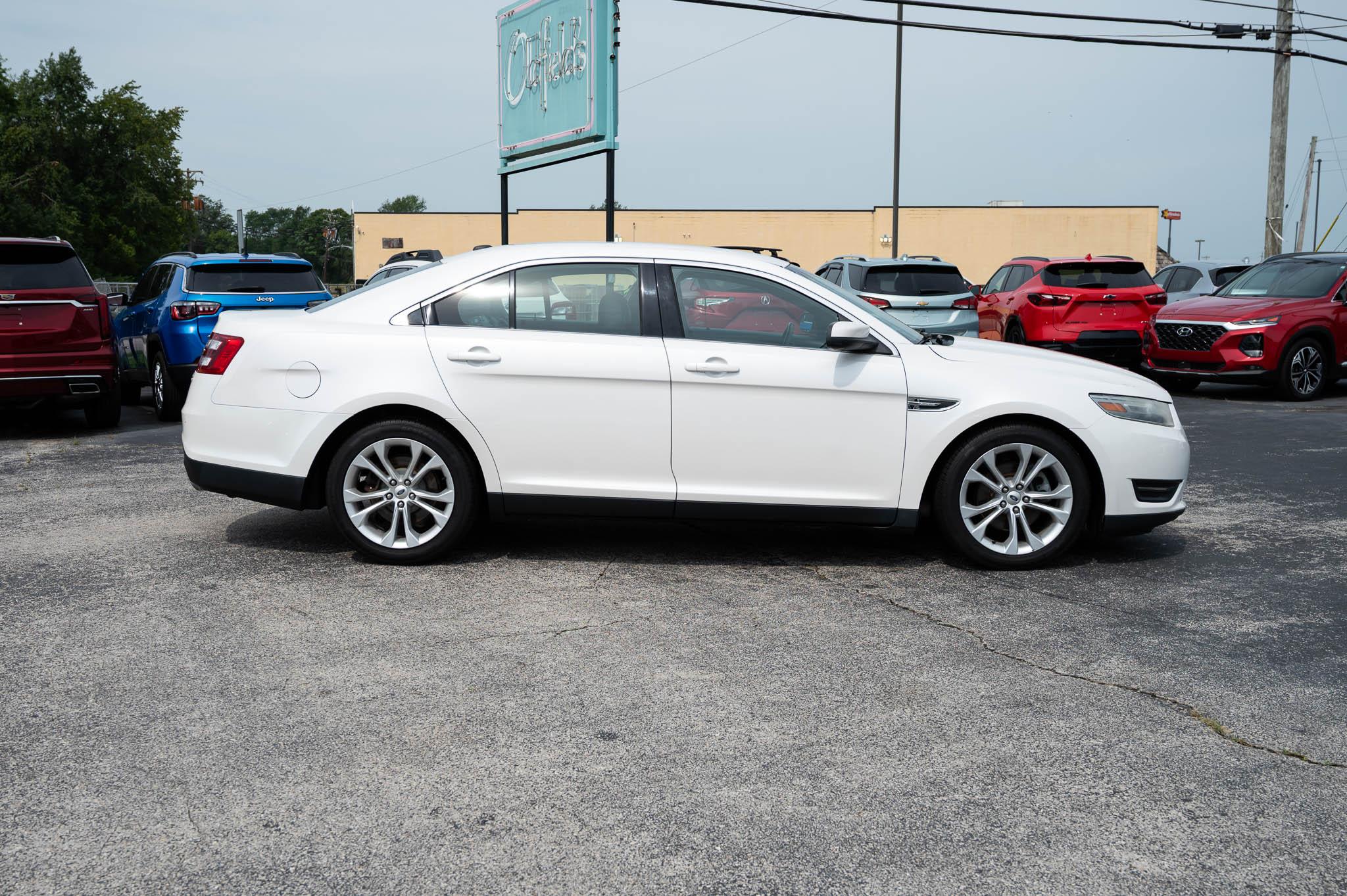 Ford Taurus SEL FWD 2013