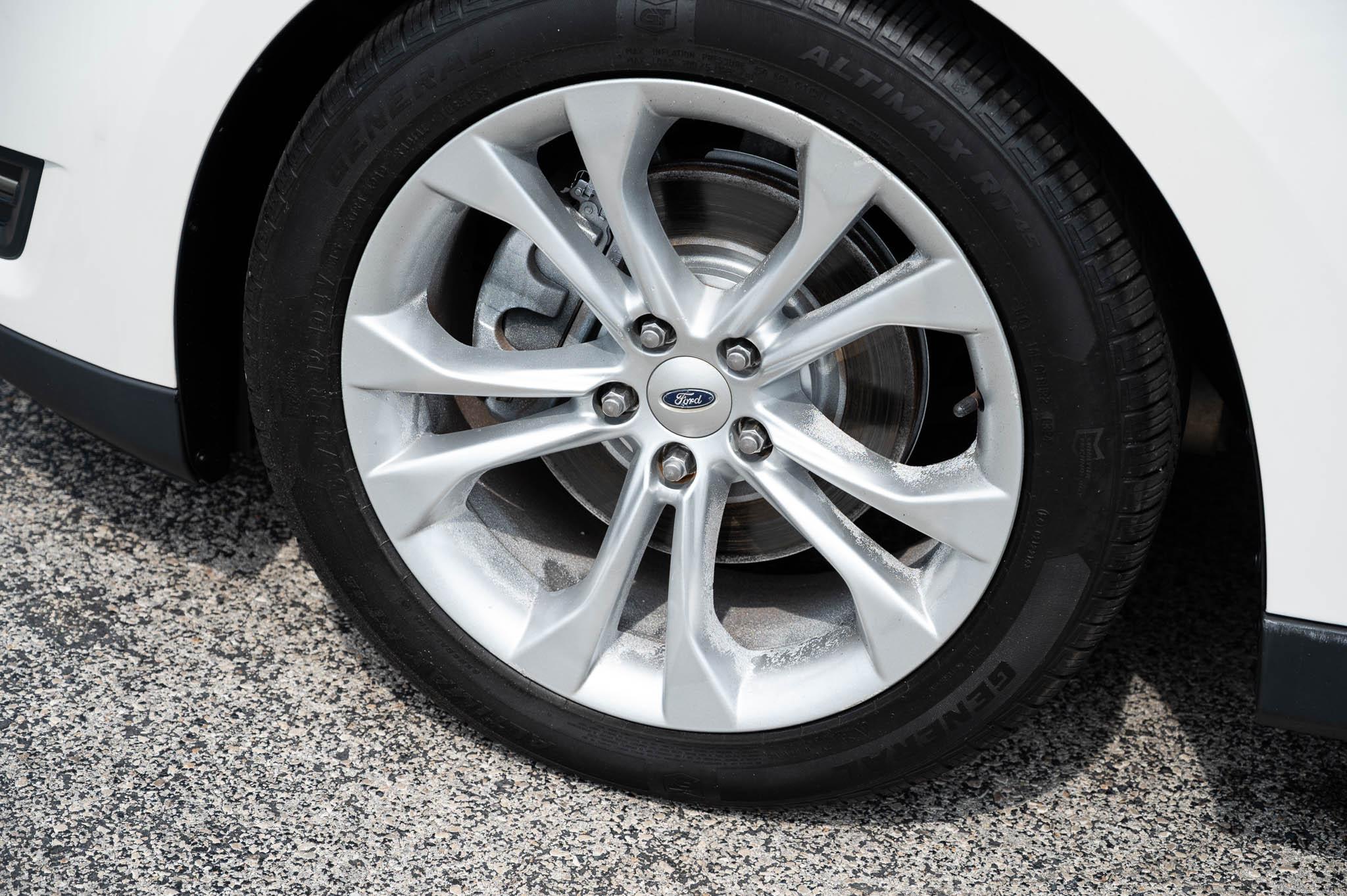 Ford Taurus SEL FWD 2013