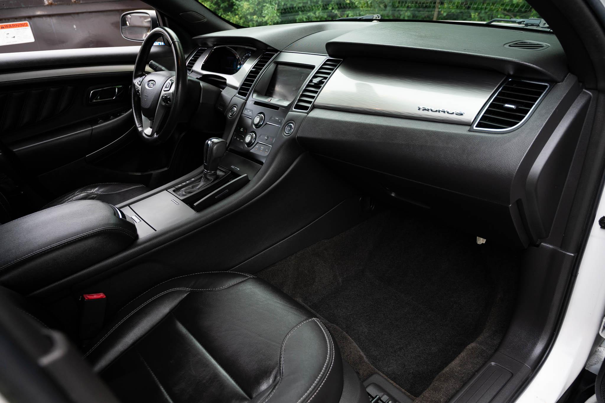 Ford Taurus SEL FWD 2013
