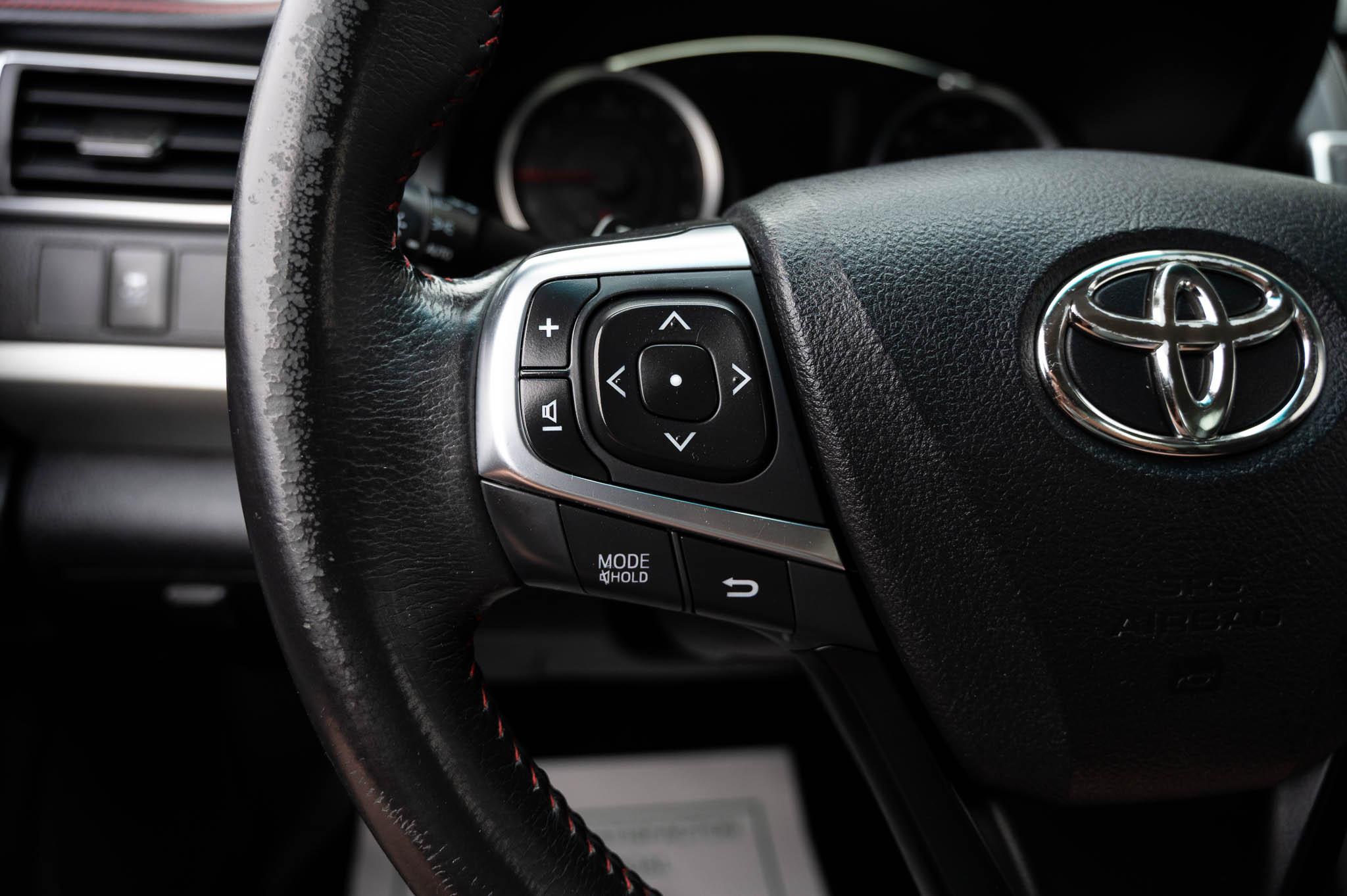 Toyota Camry SE 2017