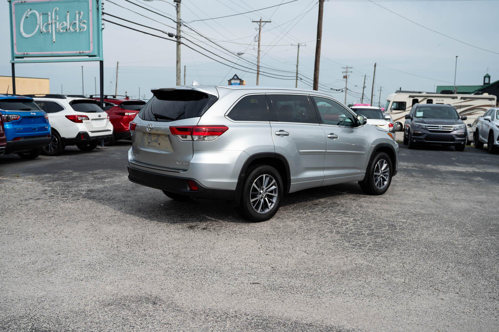 Toyota Highlander SE AWD V6 2018
