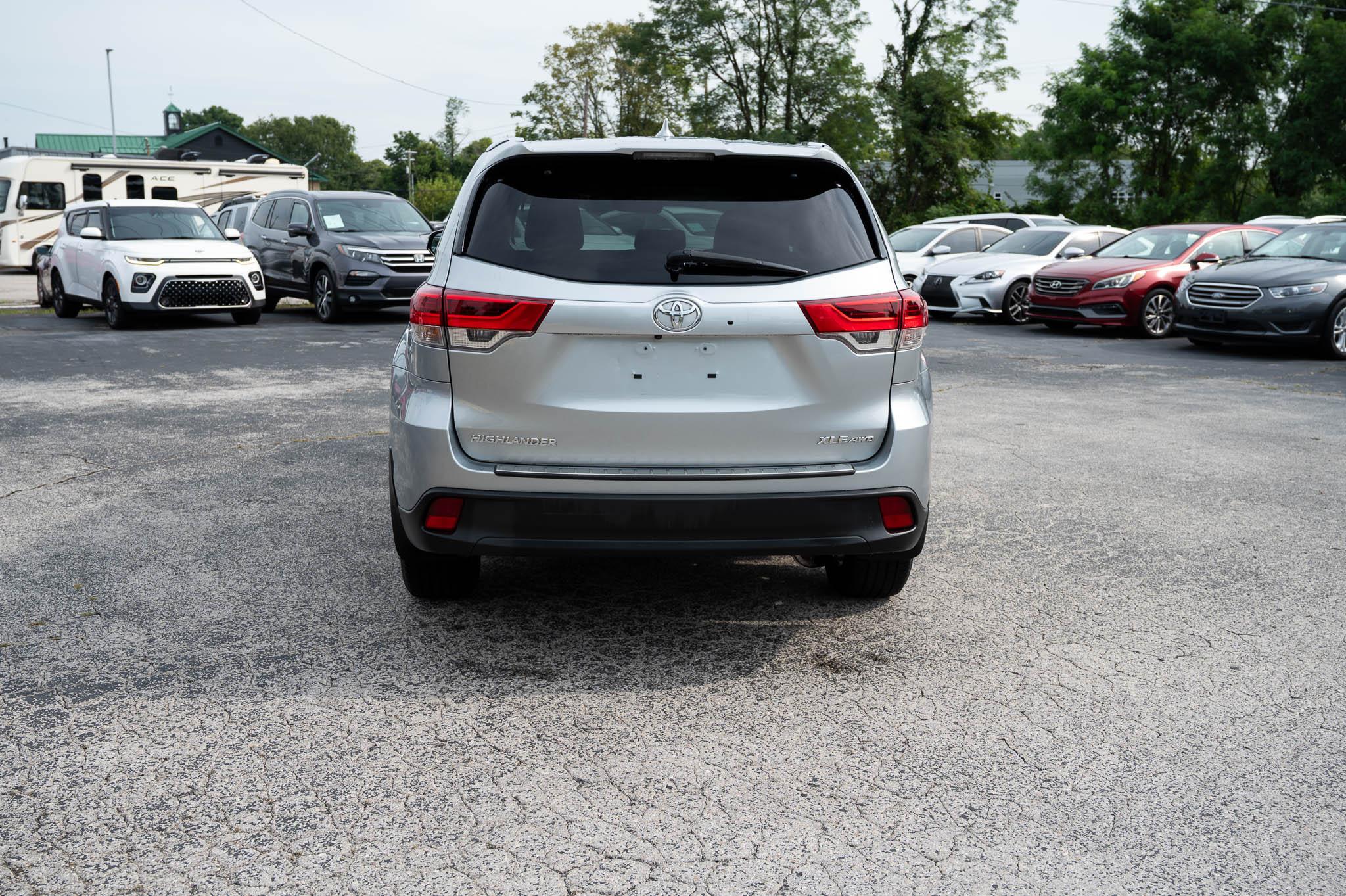 Toyota Highlander SE AWD V6 2018