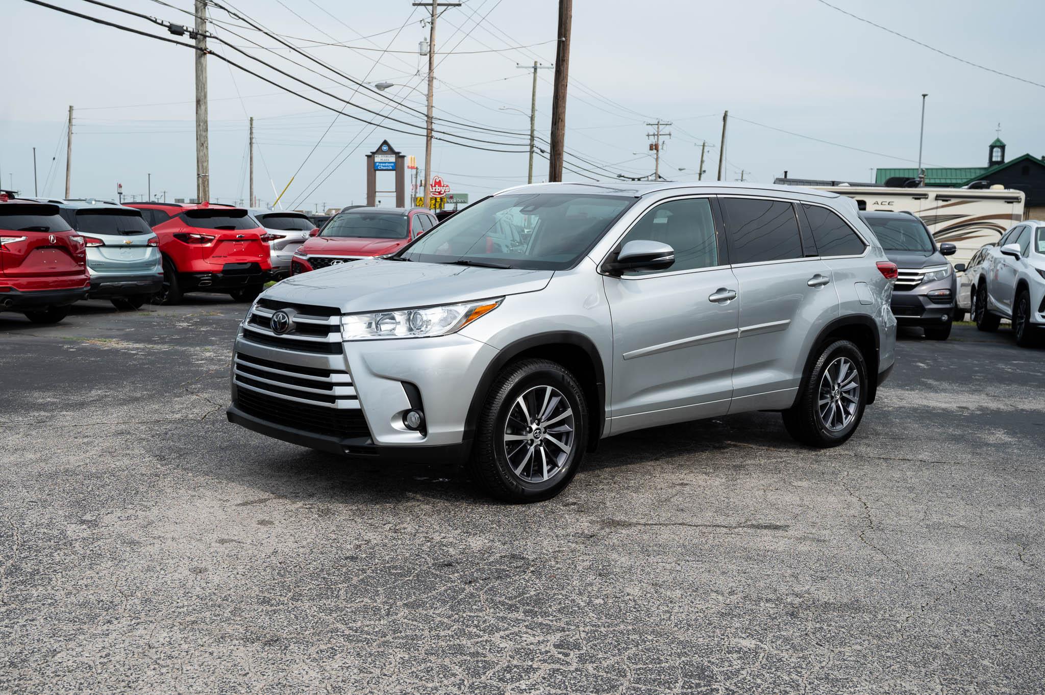 Toyota Highlander SE AWD V6 2018