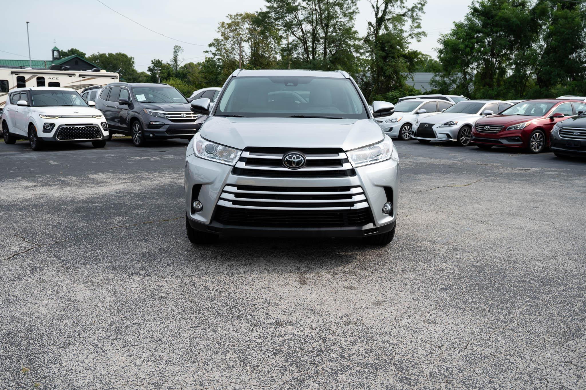 Toyota Highlander SE AWD V6 2018