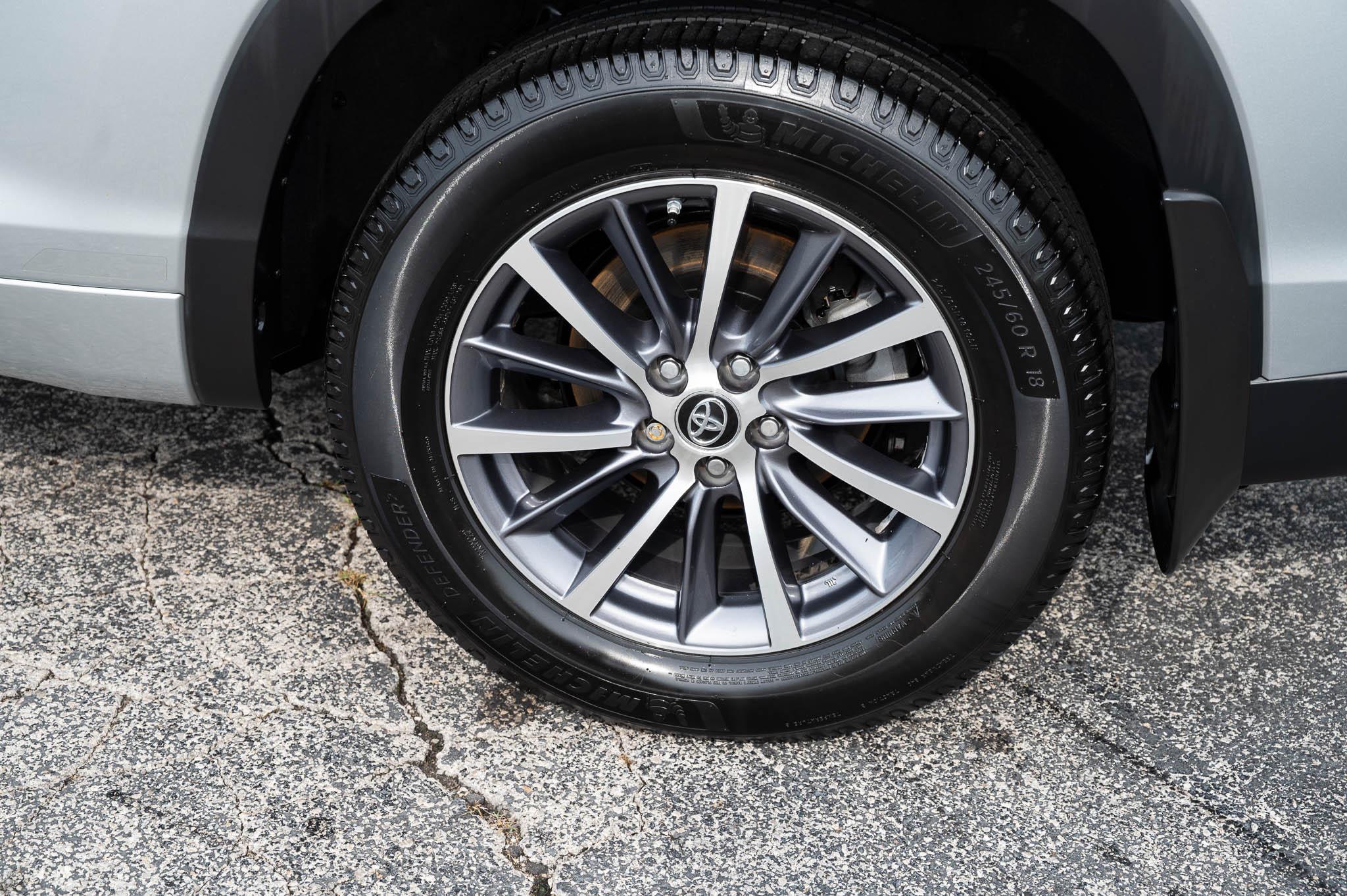 Toyota Highlander SE AWD V6 2018