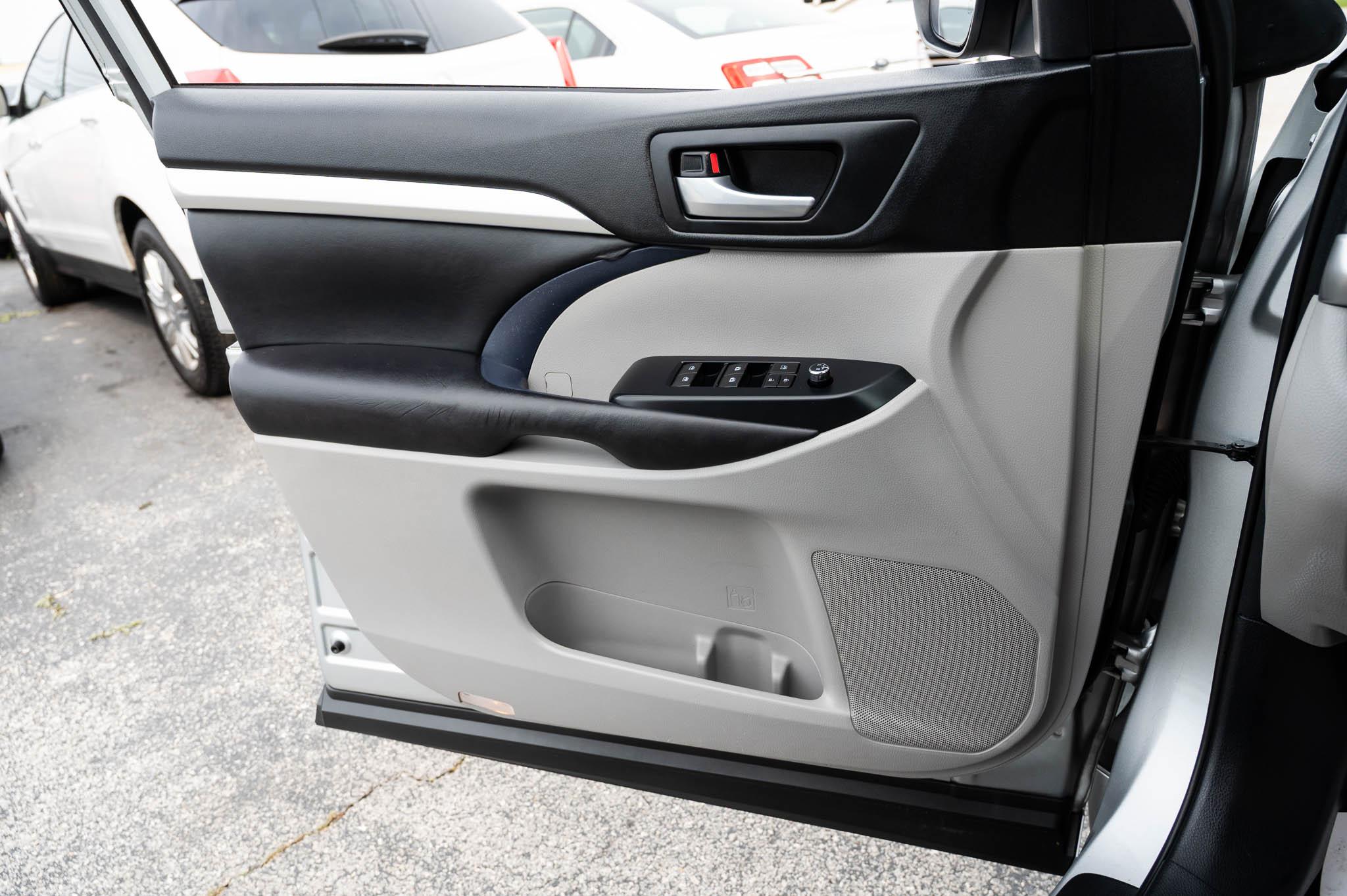 Toyota Highlander SE AWD V6 2018