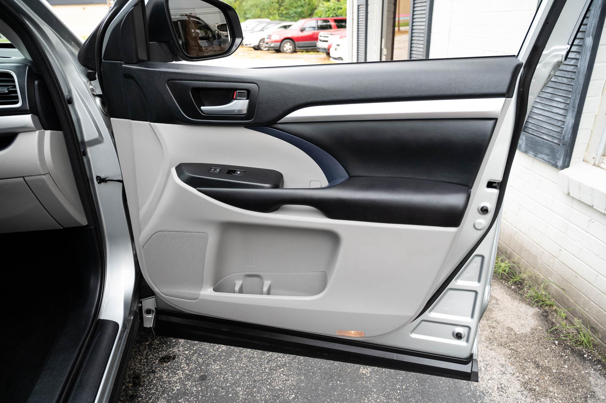 Toyota Highlander SE AWD V6 2018