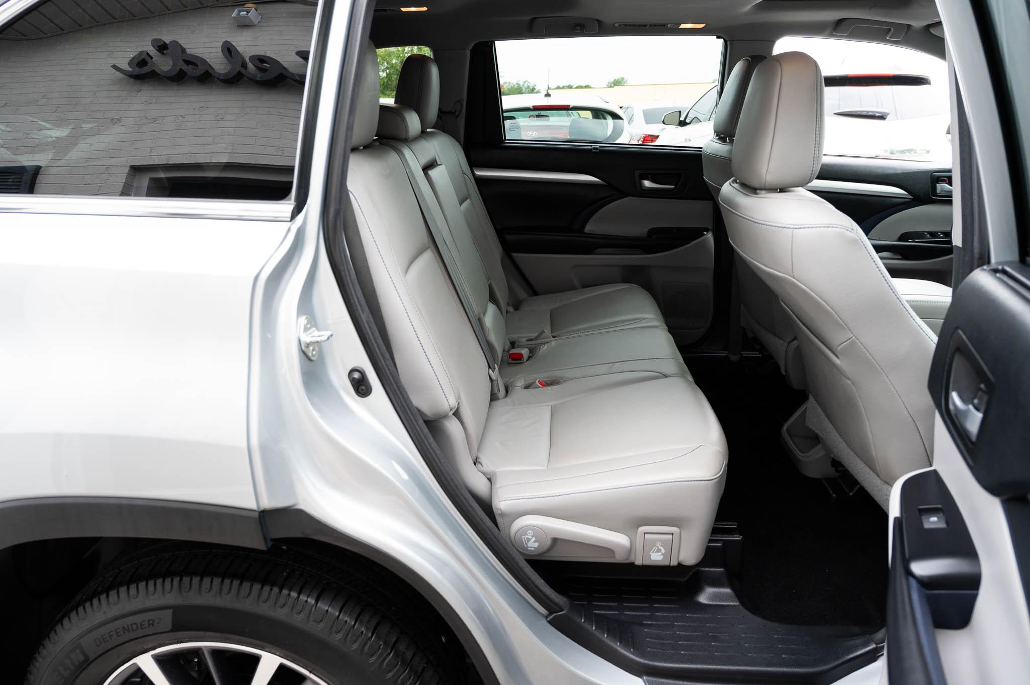 Toyota Highlander SE AWD V6 2018
