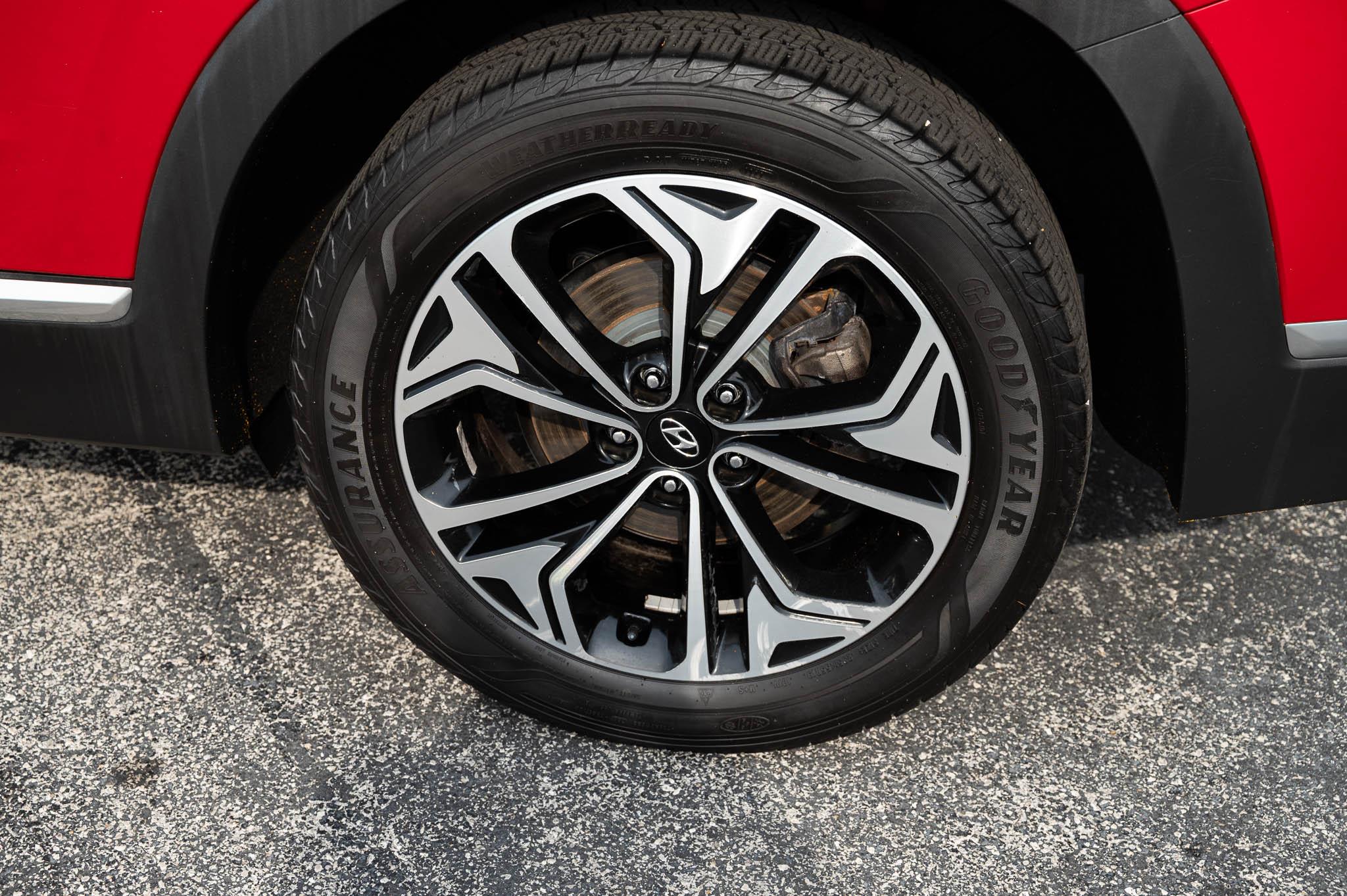 Hyundai Santa Fe SEL 2.0T AWD w/Convenience and Premium Packages 2020