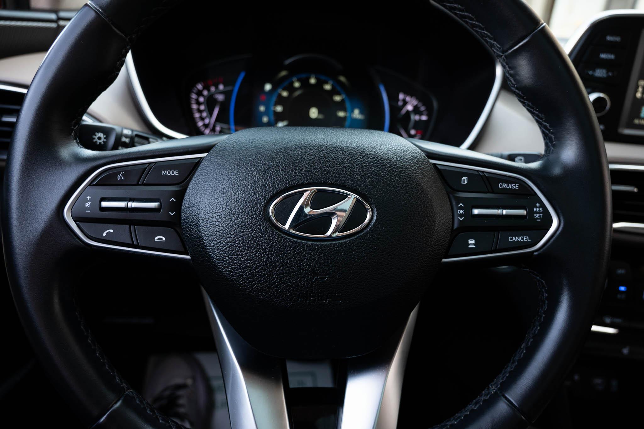 Hyundai Santa Fe SEL 2.0T AWD w/Convenience and Premium Packages 2020