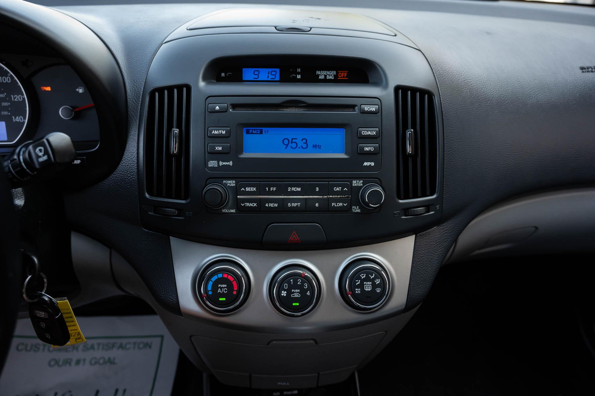 Hyundai Elantra SE 2010
