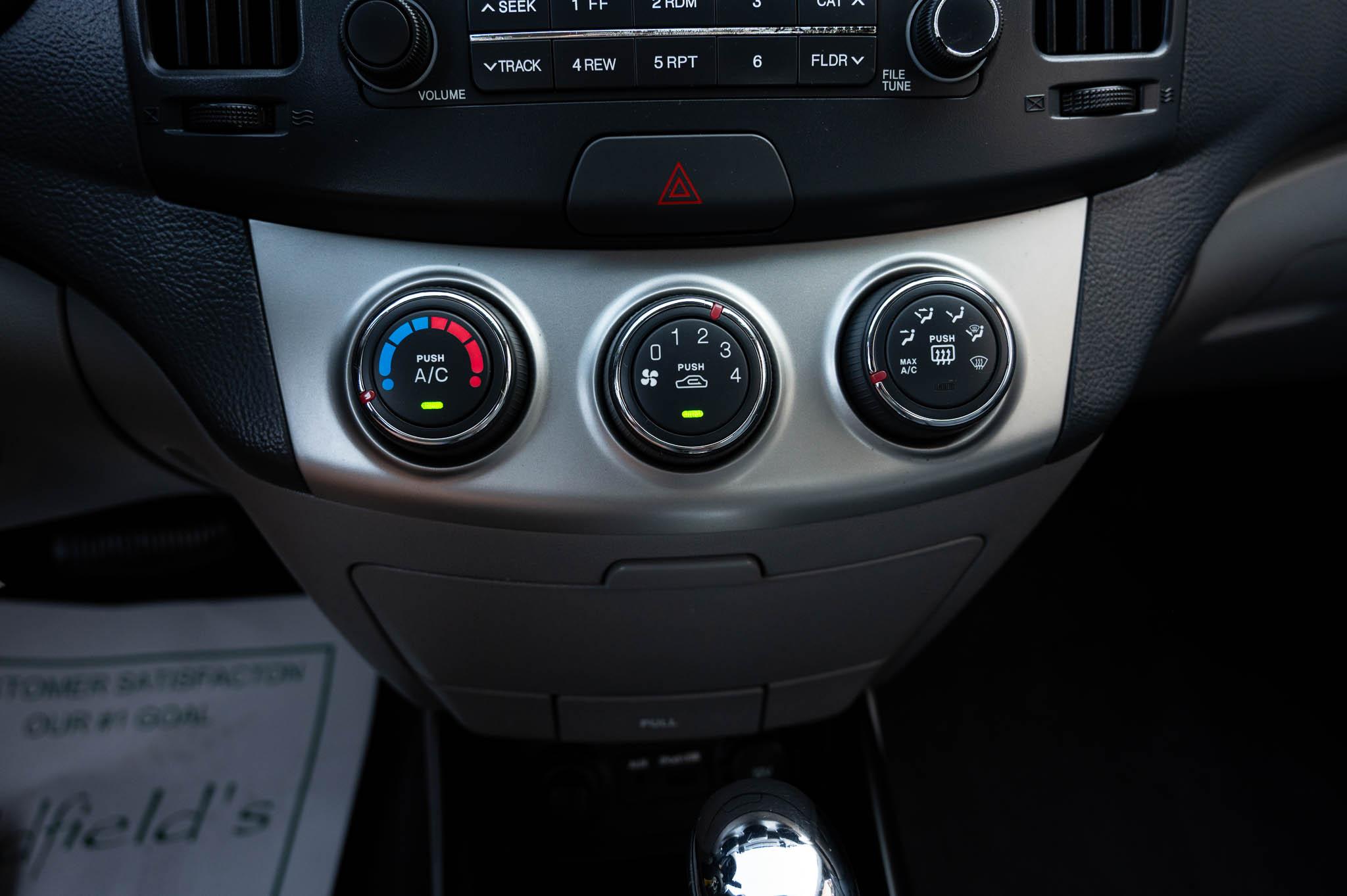 Hyundai Elantra SE 2010