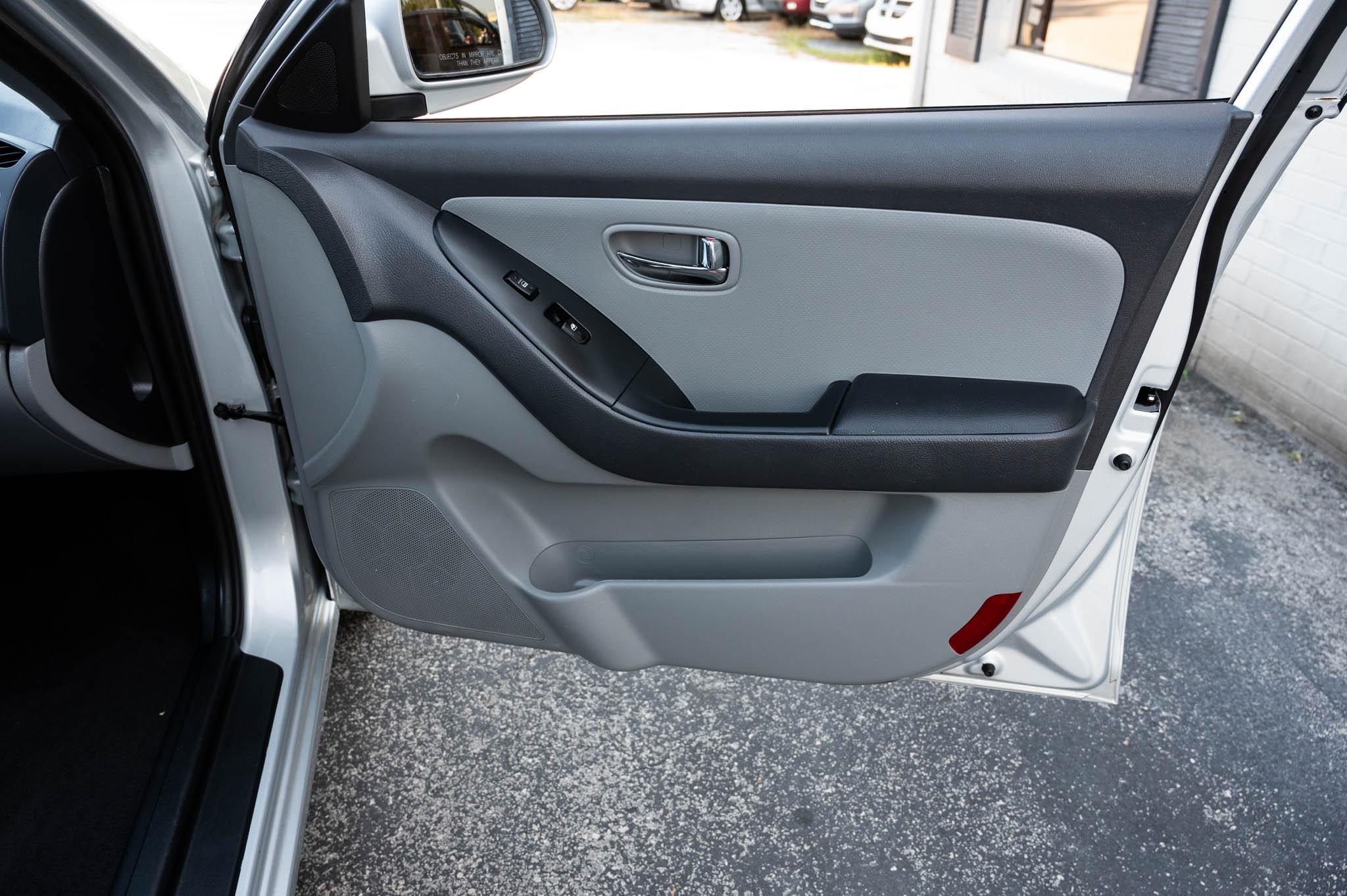 Hyundai Elantra SE 2010