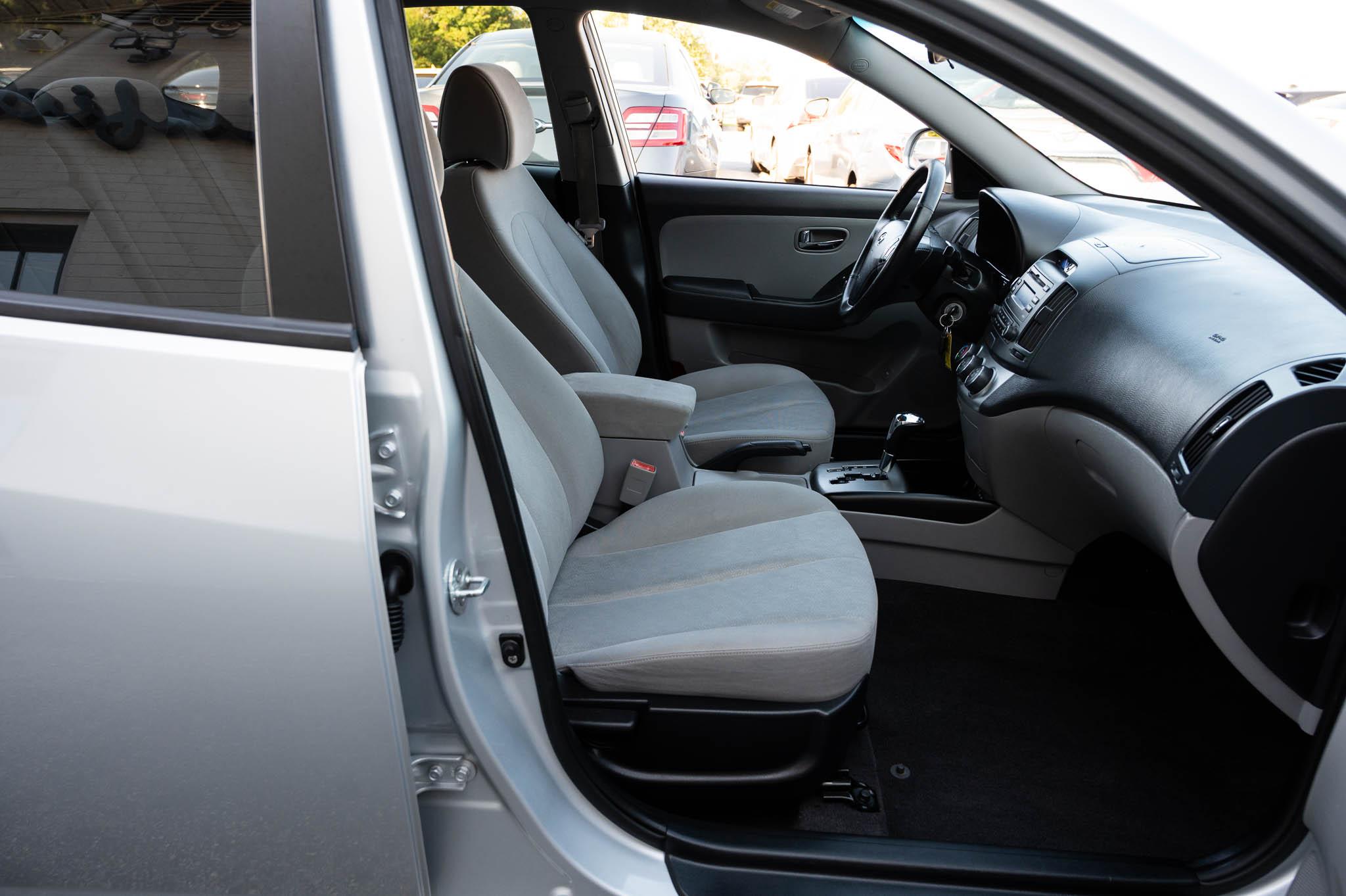 Hyundai Elantra SE 2010