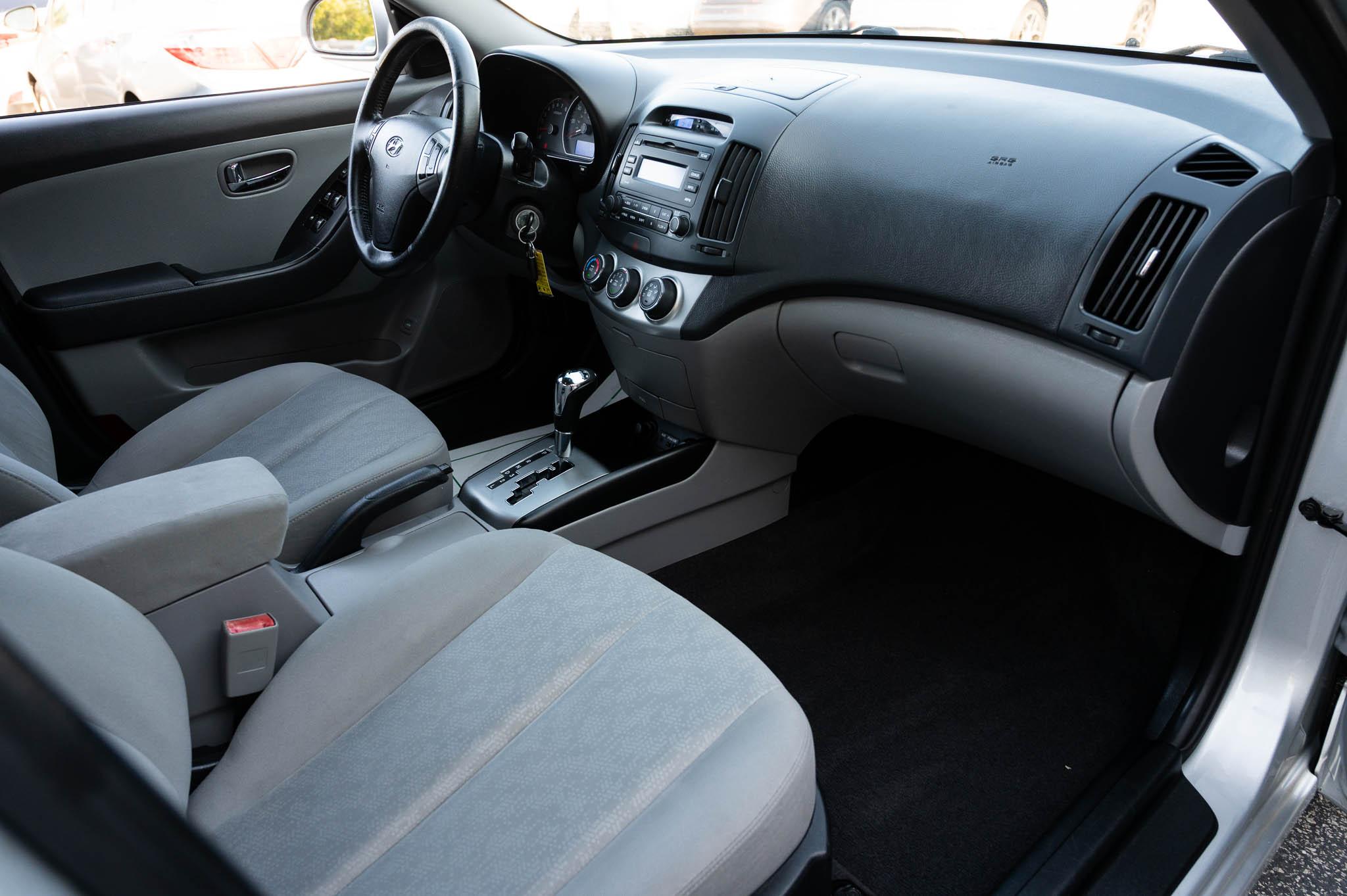 Hyundai Elantra SE 2010