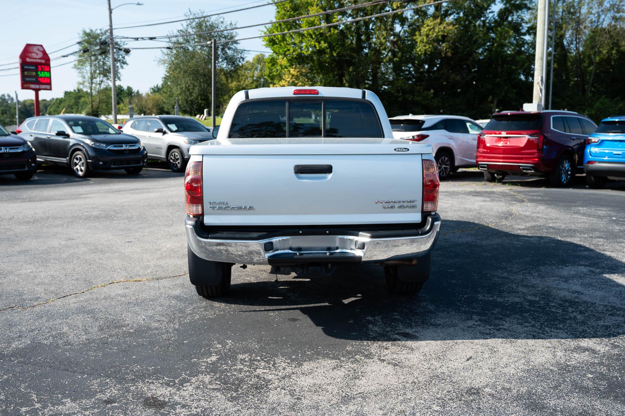 Toyota Tacoma PreRunner Double Cab V6 Automatic 2WD 2005