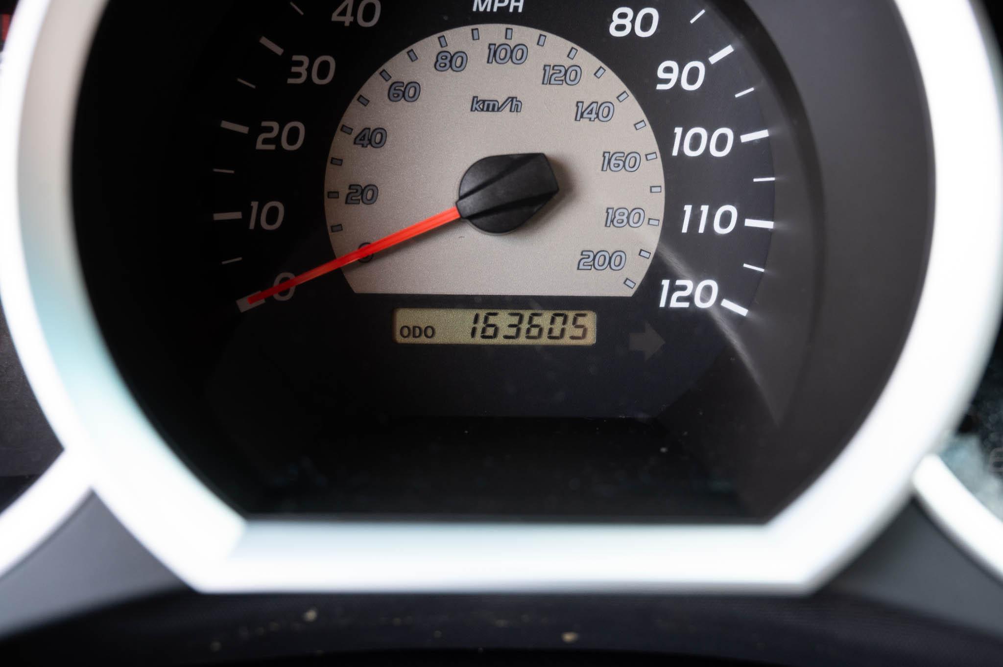 Toyota Tacoma PreRunner Double Cab V6 Automatic 2WD 2005