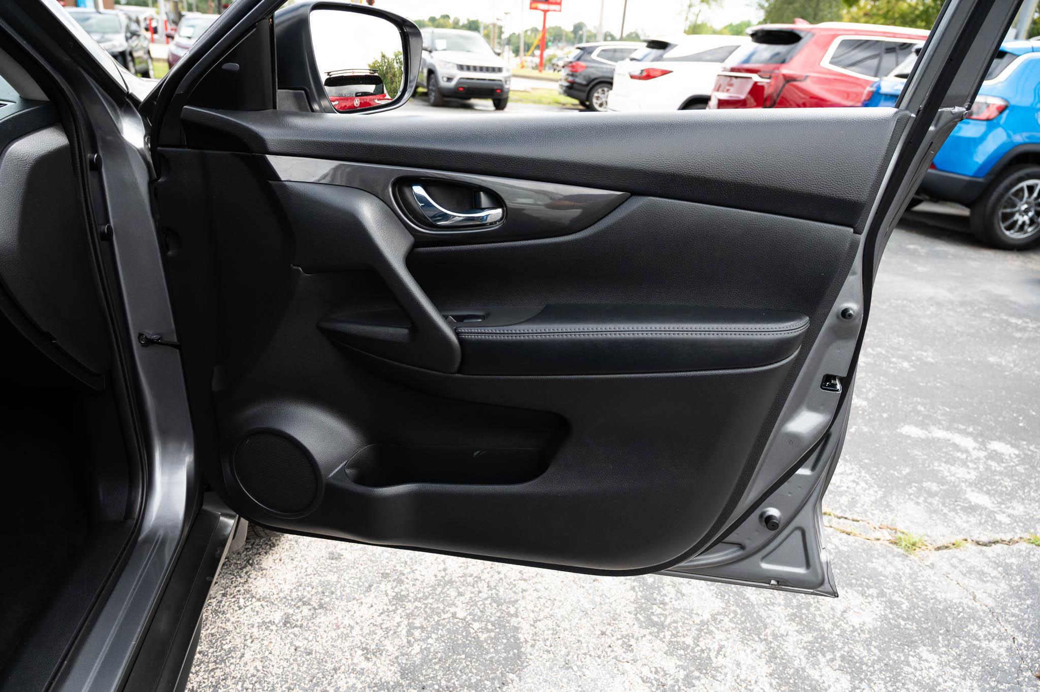 Nissan Rogue S AWD 2017