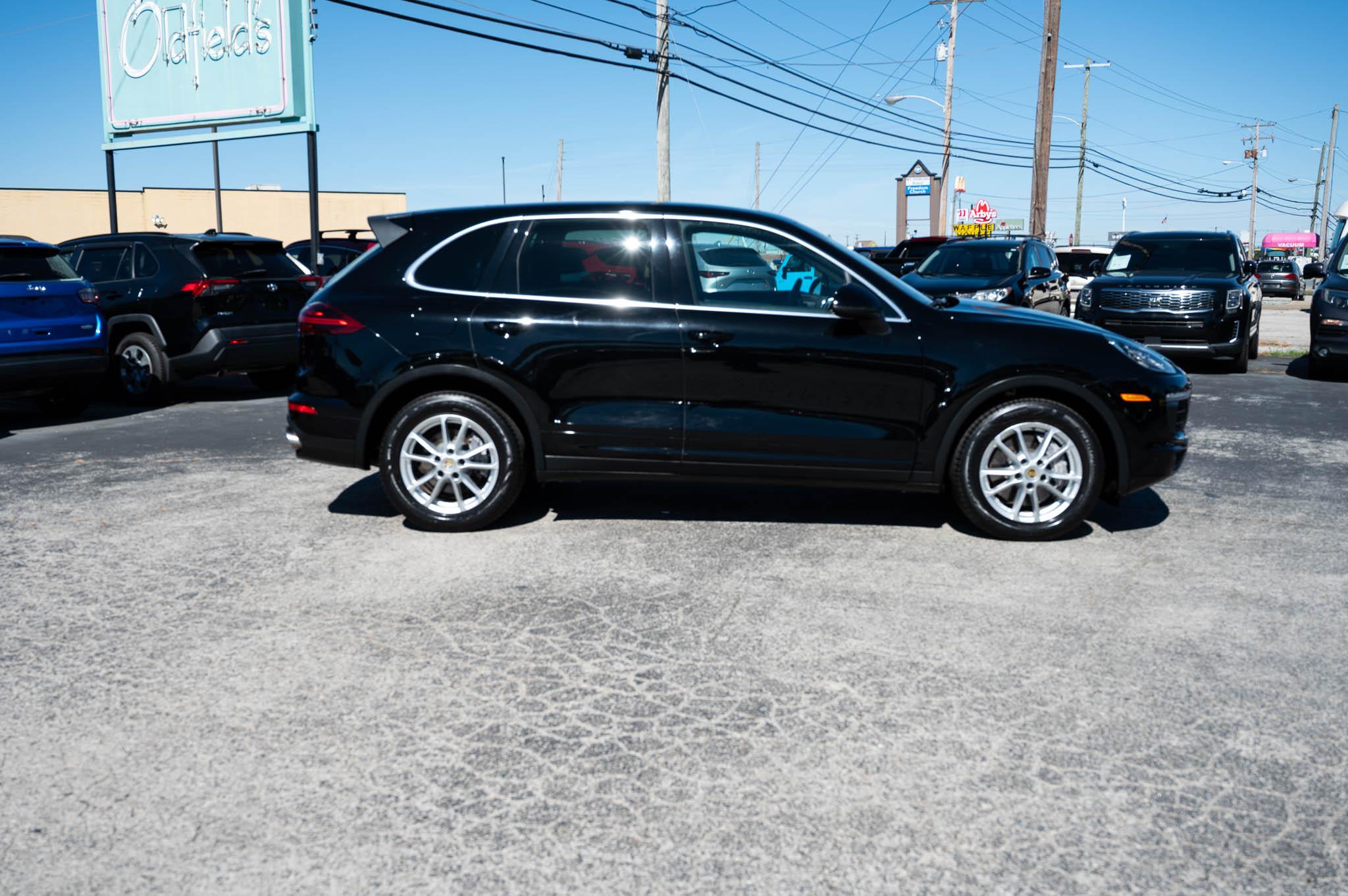 Porsche Cayenne AWD 2016