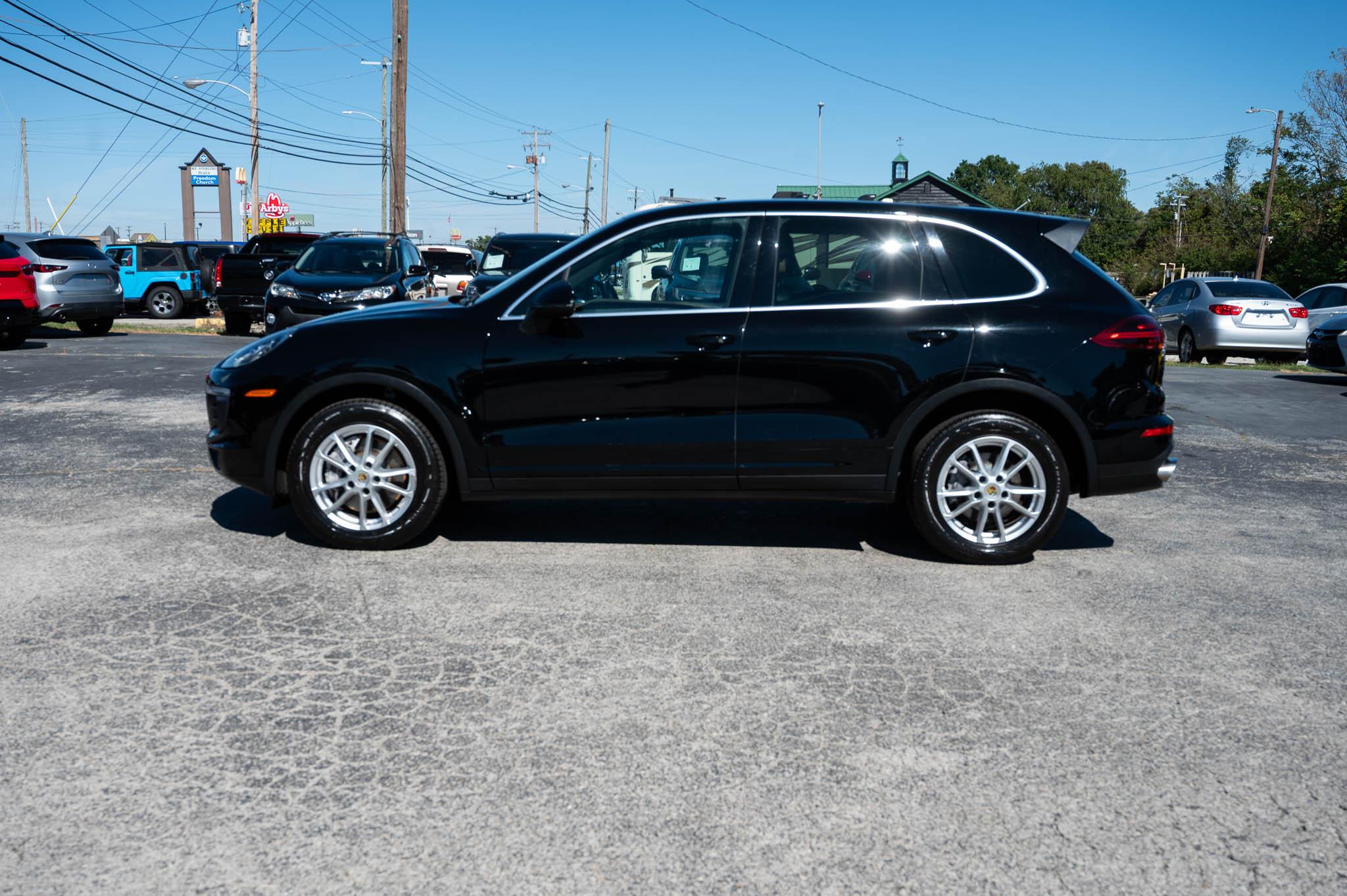 Porsche Cayenne AWD 2016