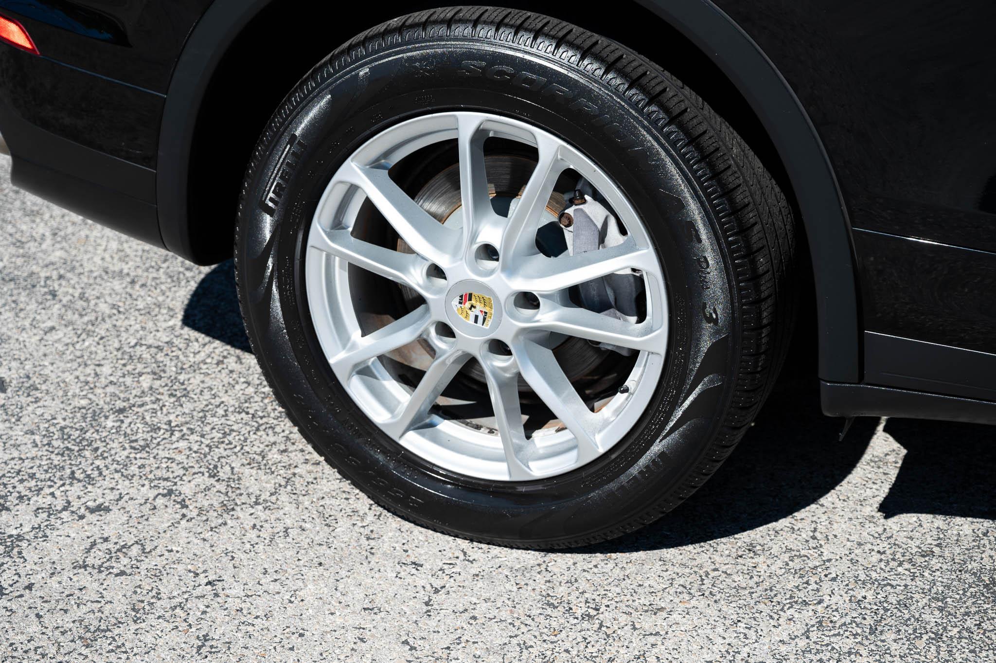 Porsche Cayenne AWD 2016