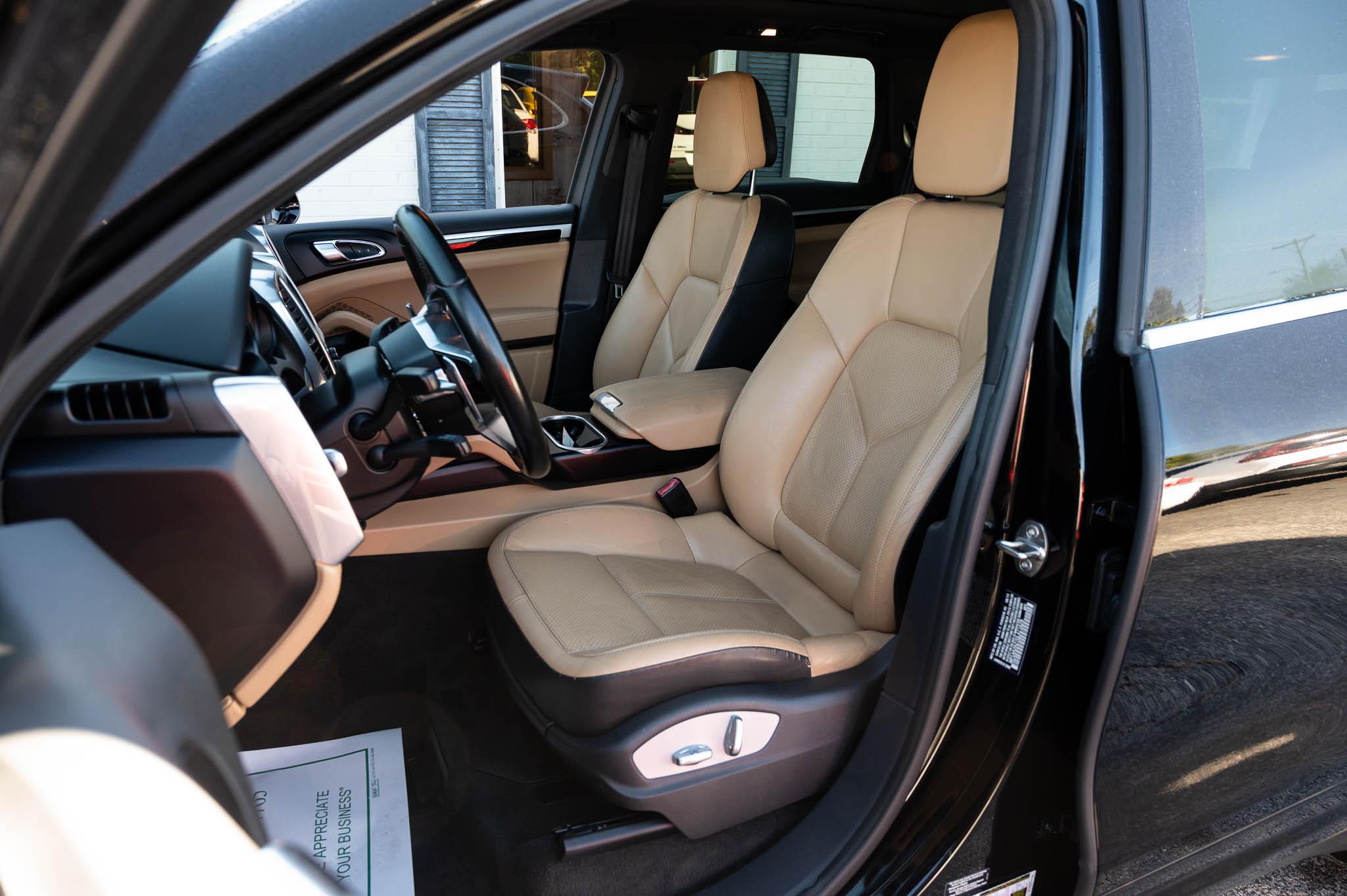 Porsche Cayenne AWD 2016