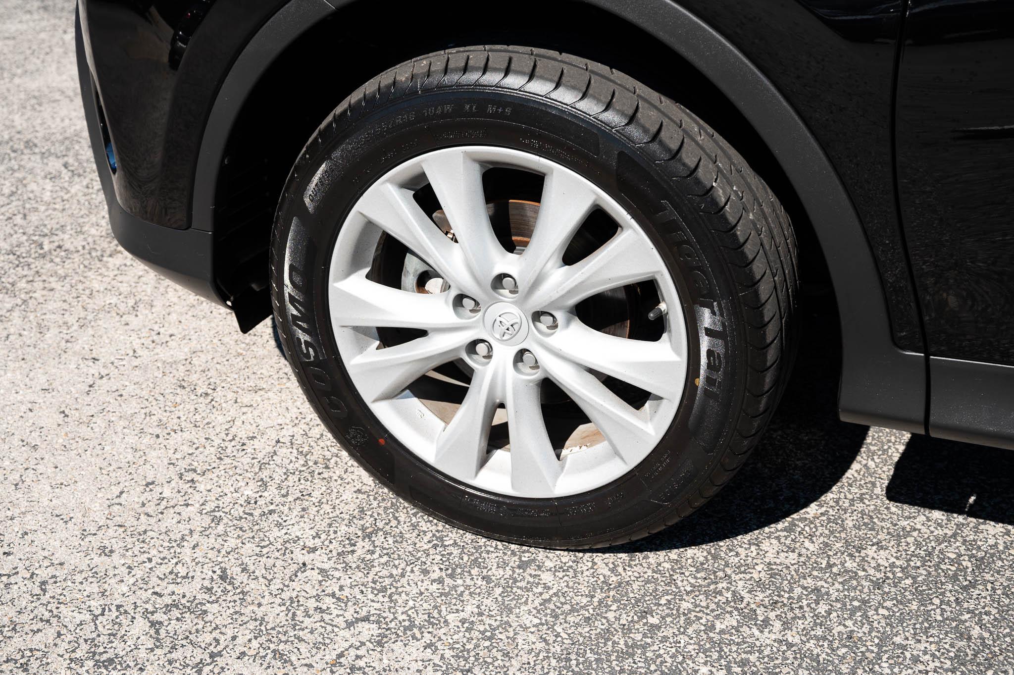 Toyota RAV4 Limited AWD 2015