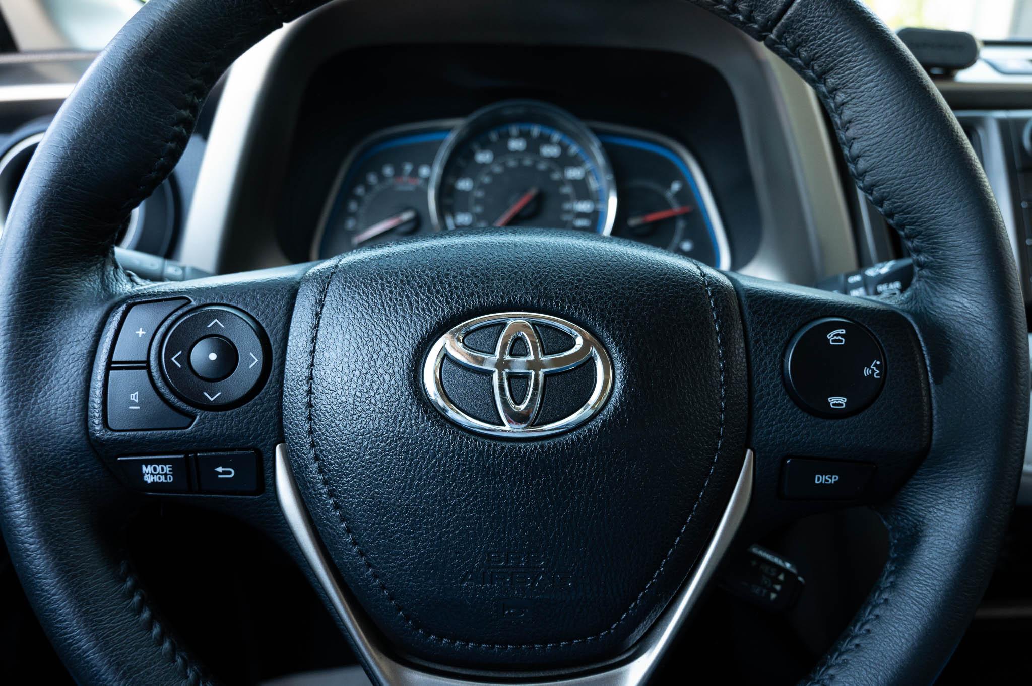 Toyota RAV4 Limited AWD 2015